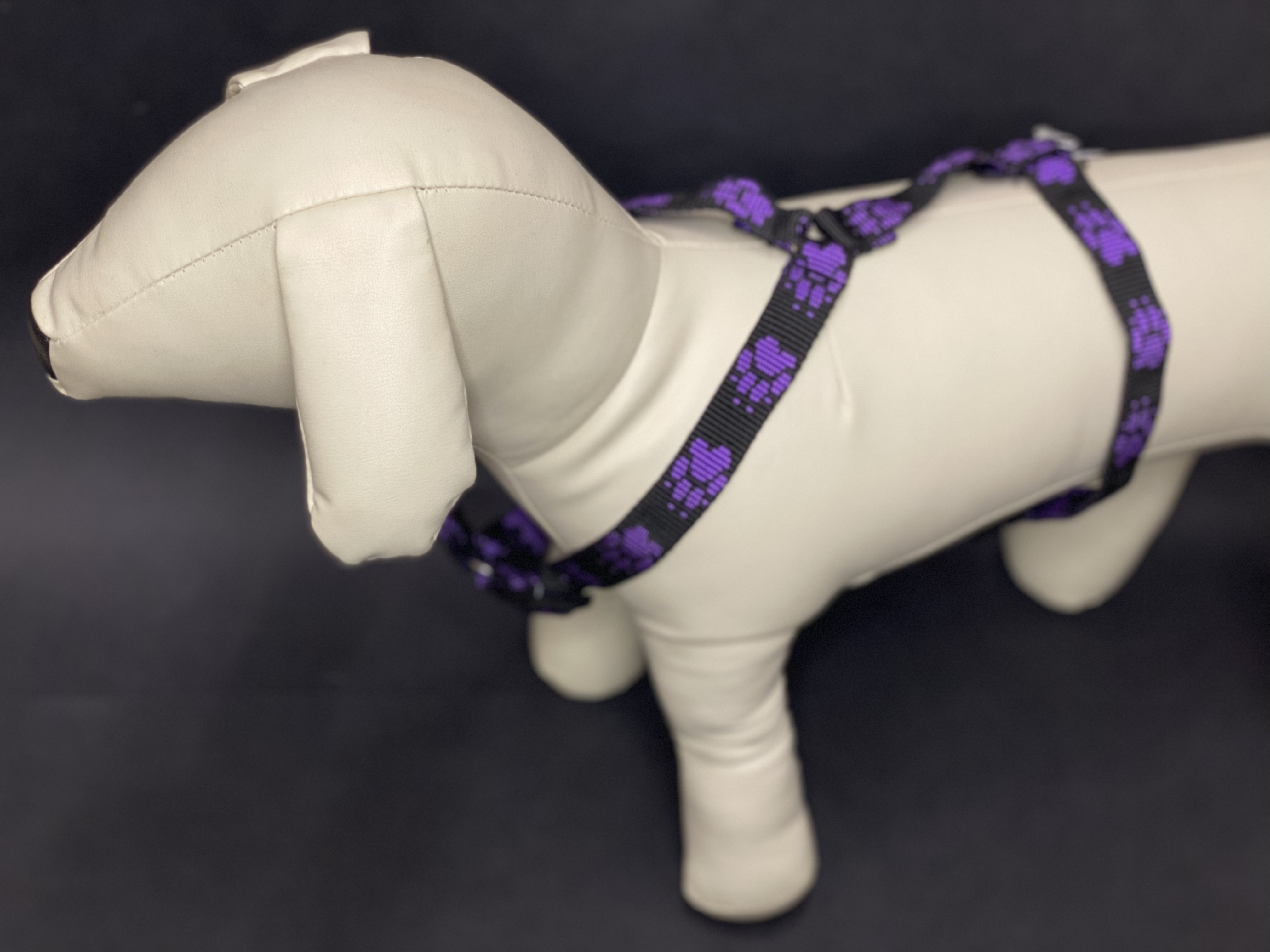 Palkar klasický postroj pre psov 28 cm - 45 cm veľ. 2 čierno-fialová s labkami