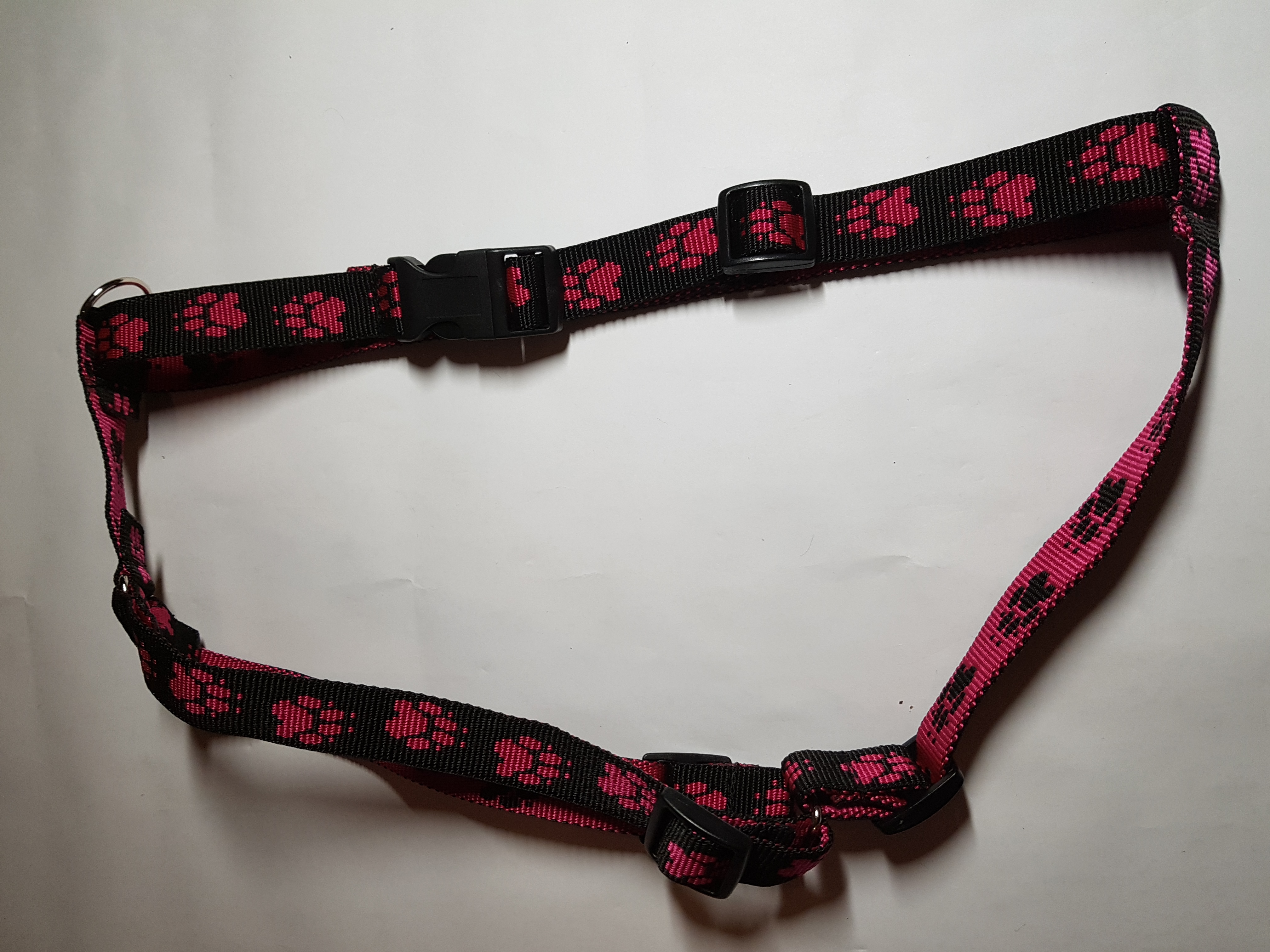 Palkar klasický postroj pre psov 52 cm - 90 cm veľ. 4 čierno-ružová s labkami