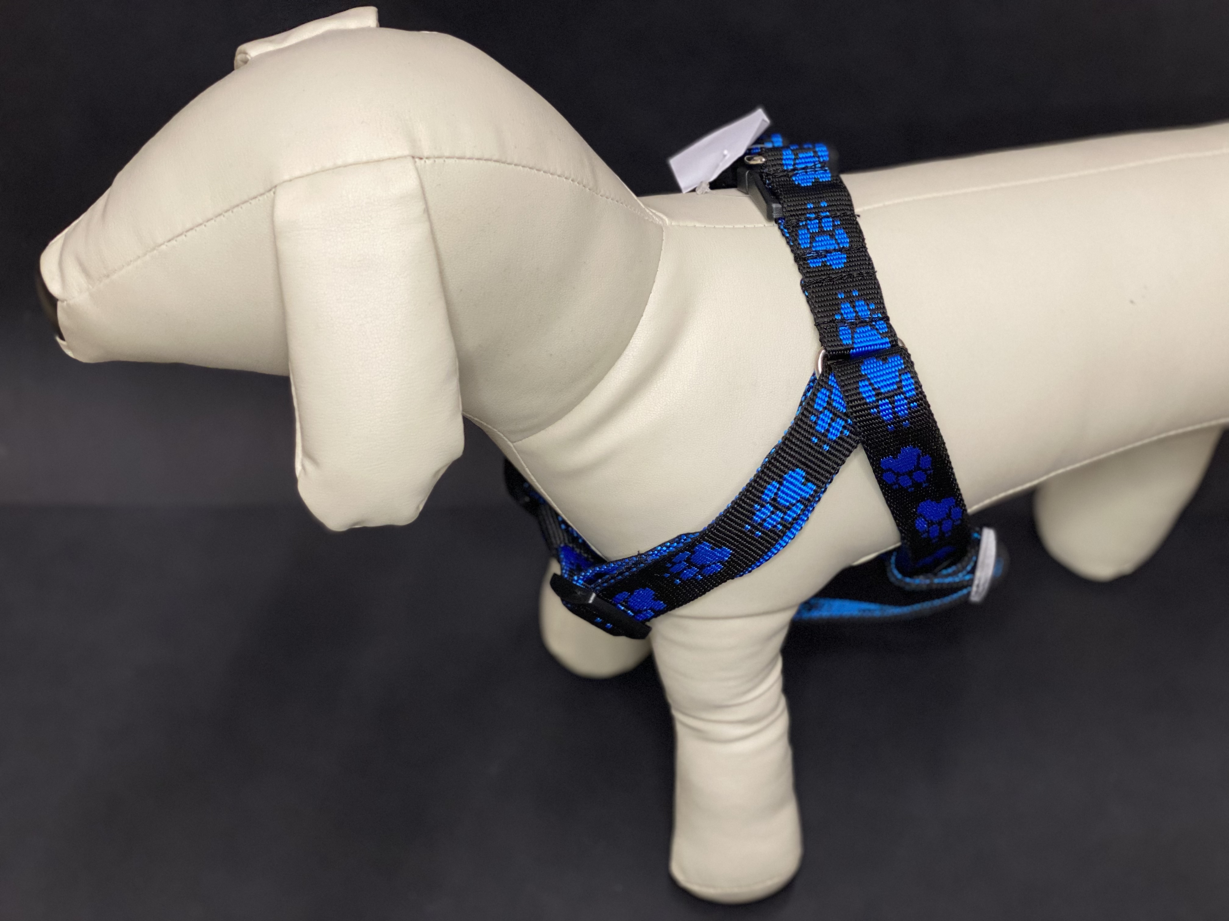 Palkar motýlik postroj pre psov 50 cm - 66 cm veľ. 3 čierno-modrá s labkami