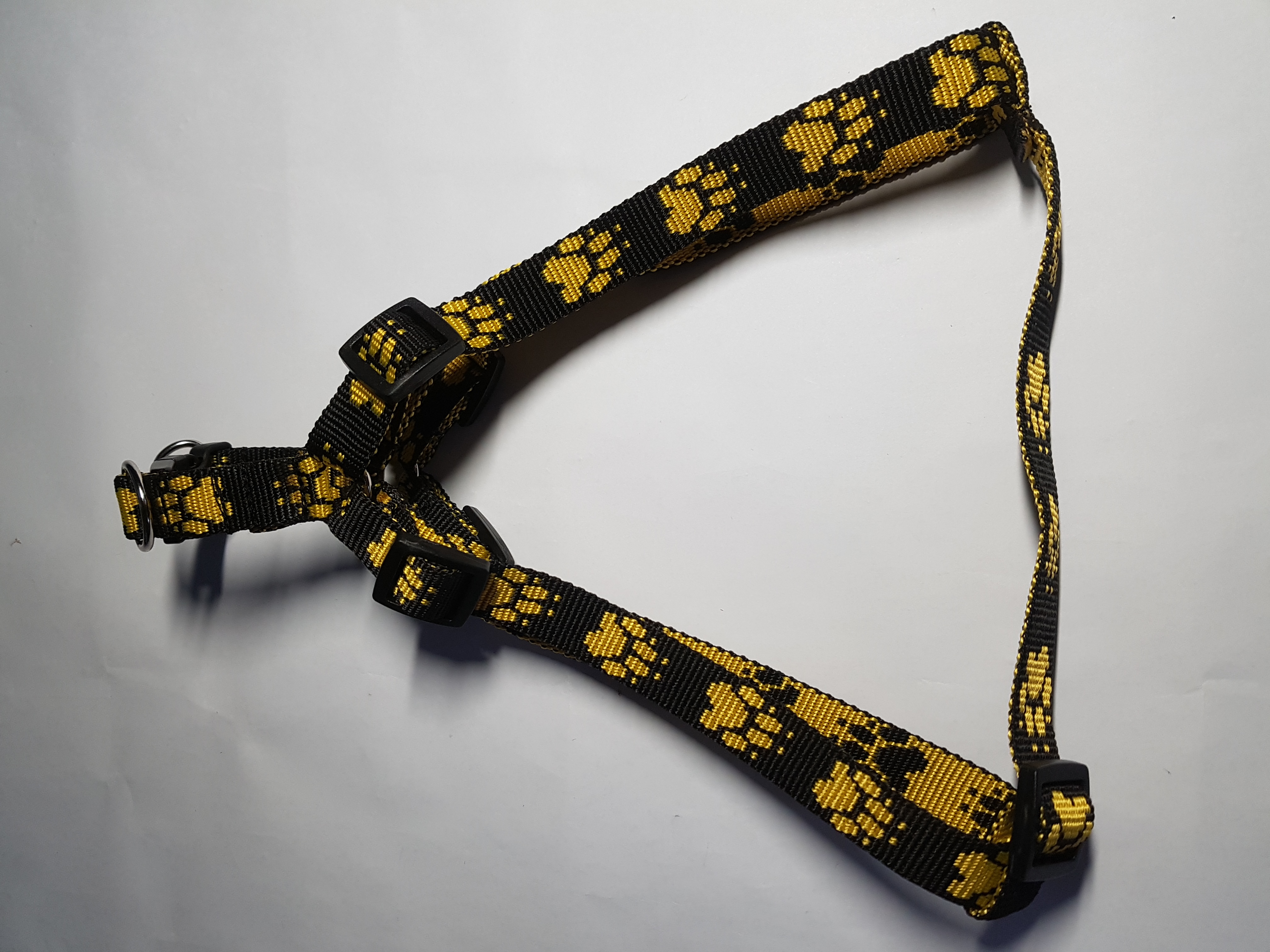 Palkar motýlik postroj pre psov 50 cm - 66 cm veľ. 3 čierno-žltá s labkami