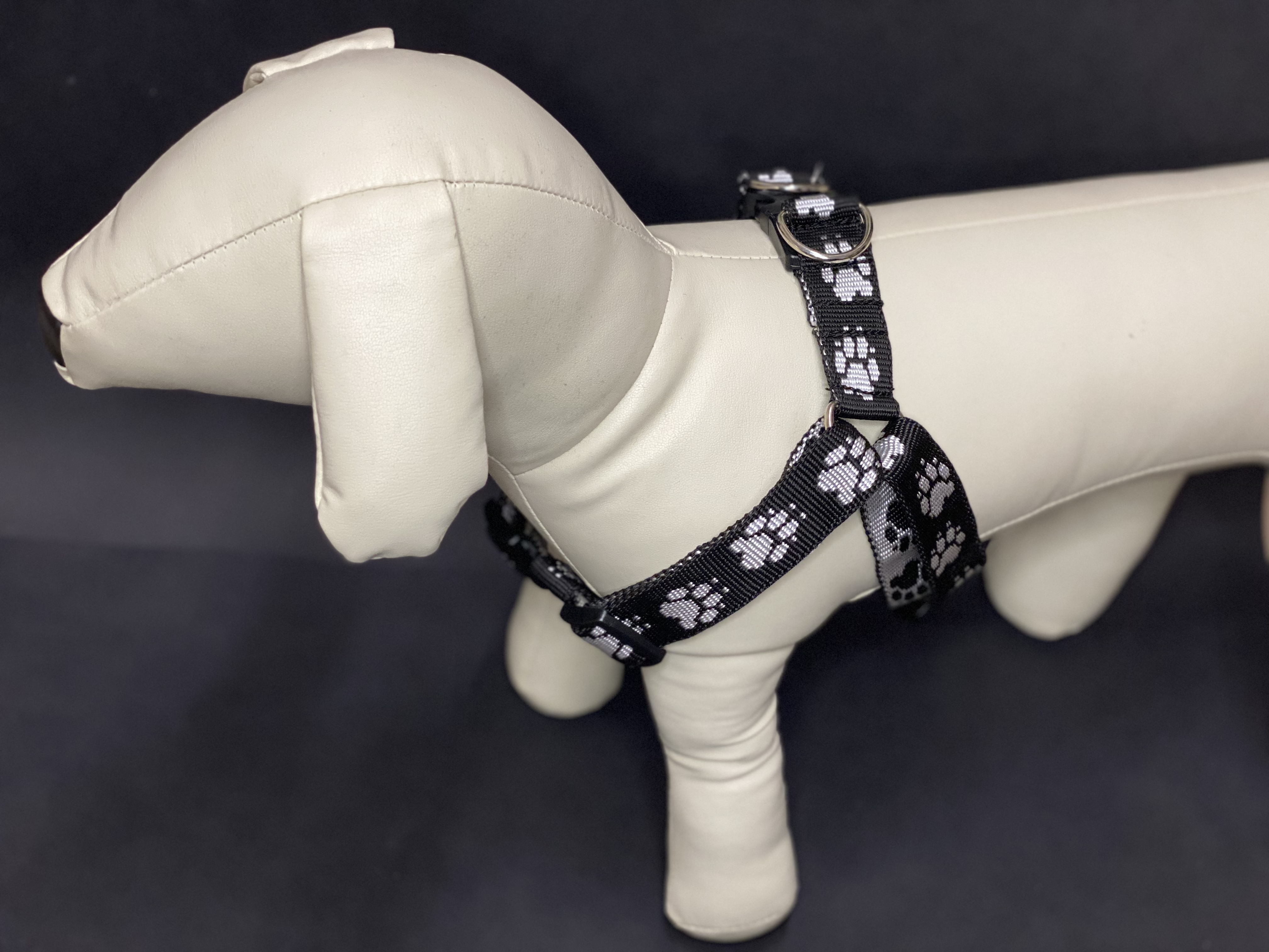 Palkar motýlik postroj pre psov 58 cm - 87 cm veľ. 5 čierno-biela s labkami