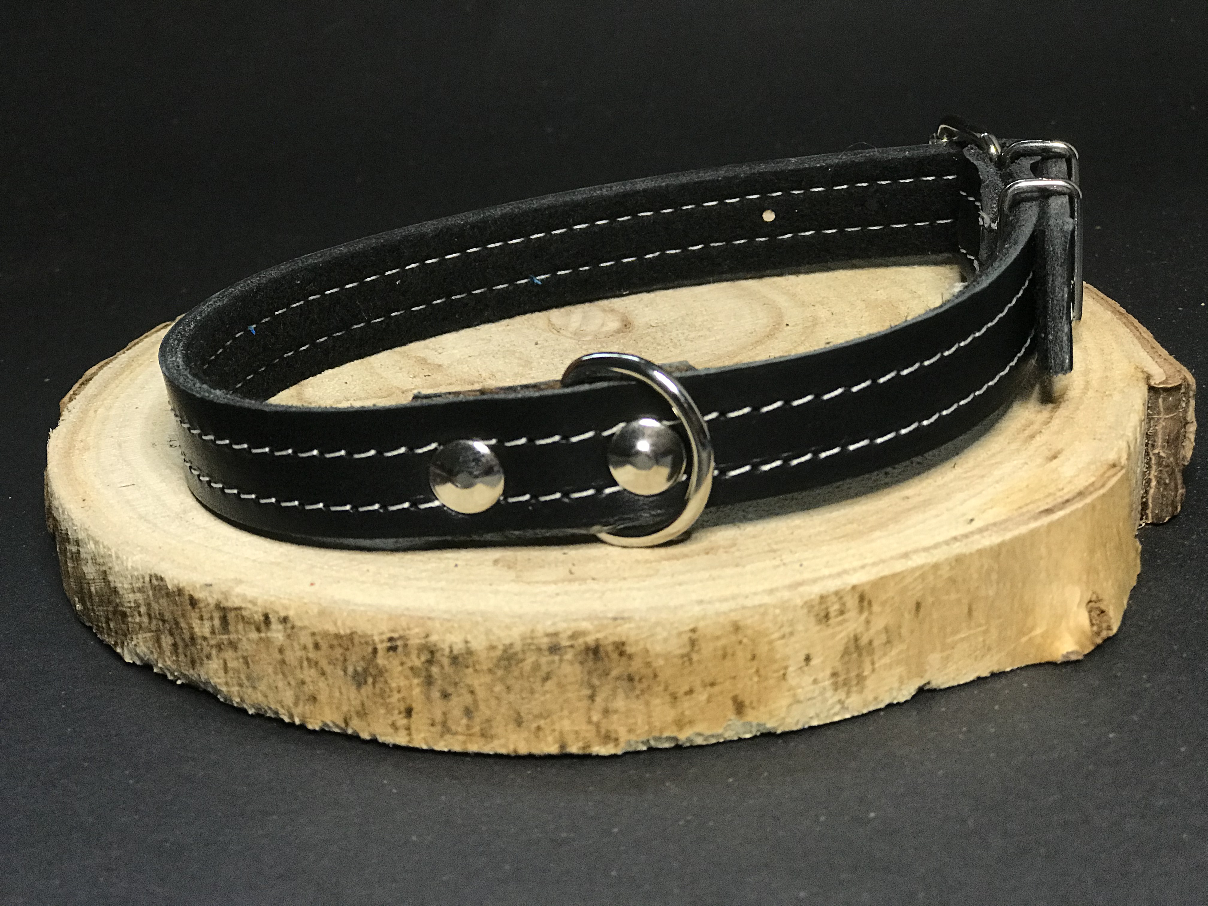 Palkar obojok z kože hladenice pre psov 45 cm x 18 mm čierny