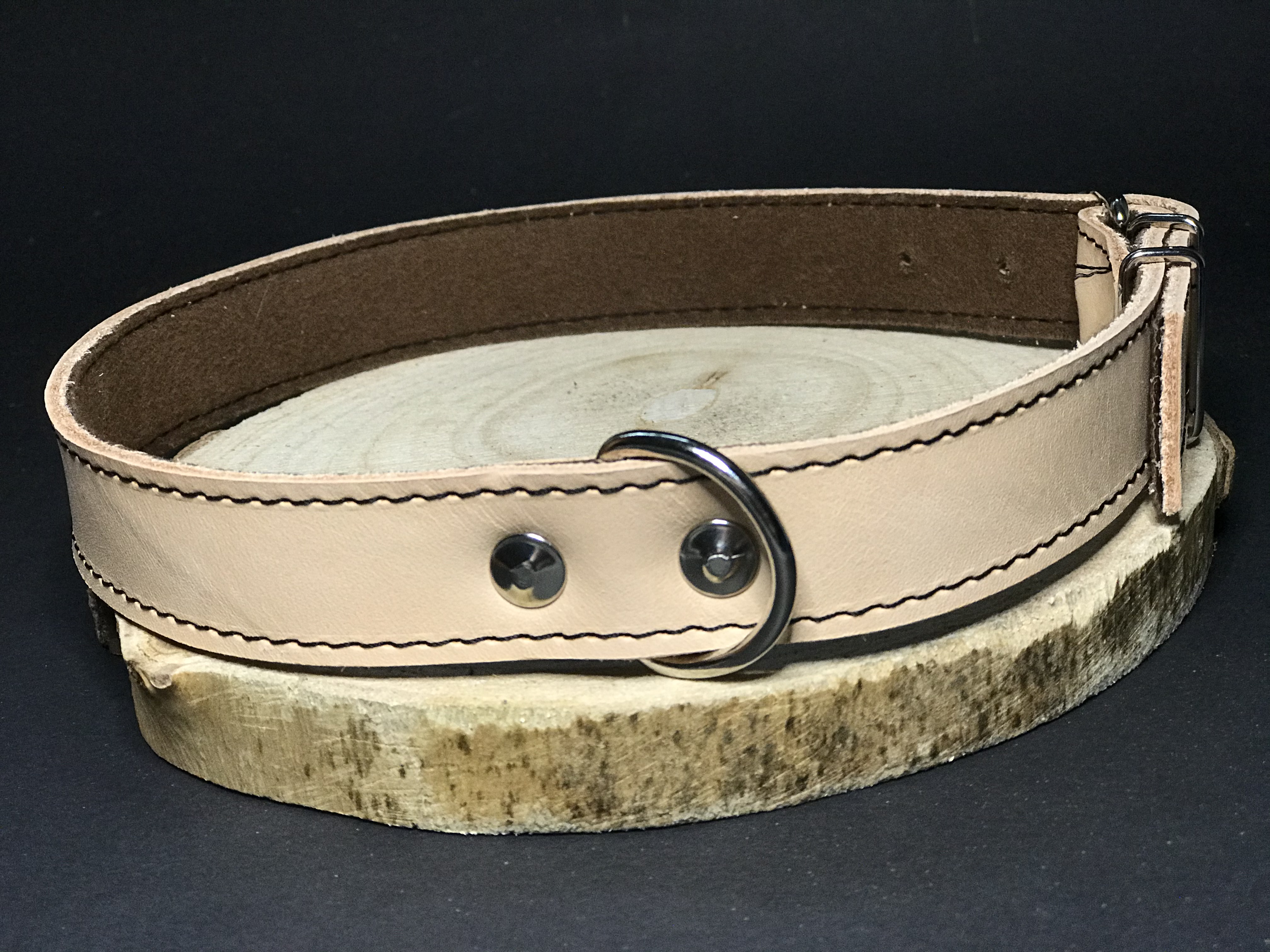 Palkar obojok z kože hladenice pre psov 65 cm x 26 mm prírodný