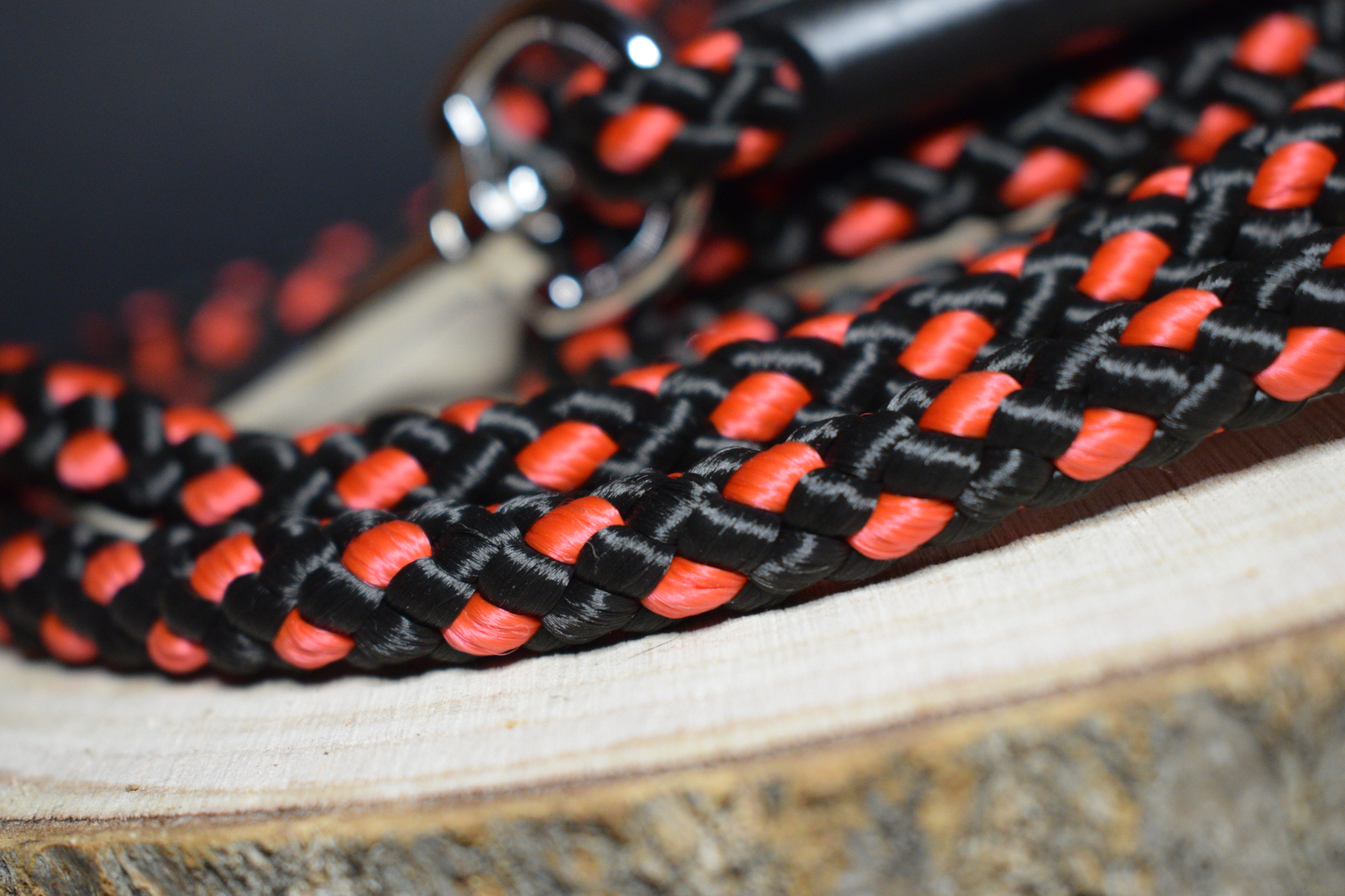 Palkar vodítko pre psov 150 cm x 10 mm čierno-červená