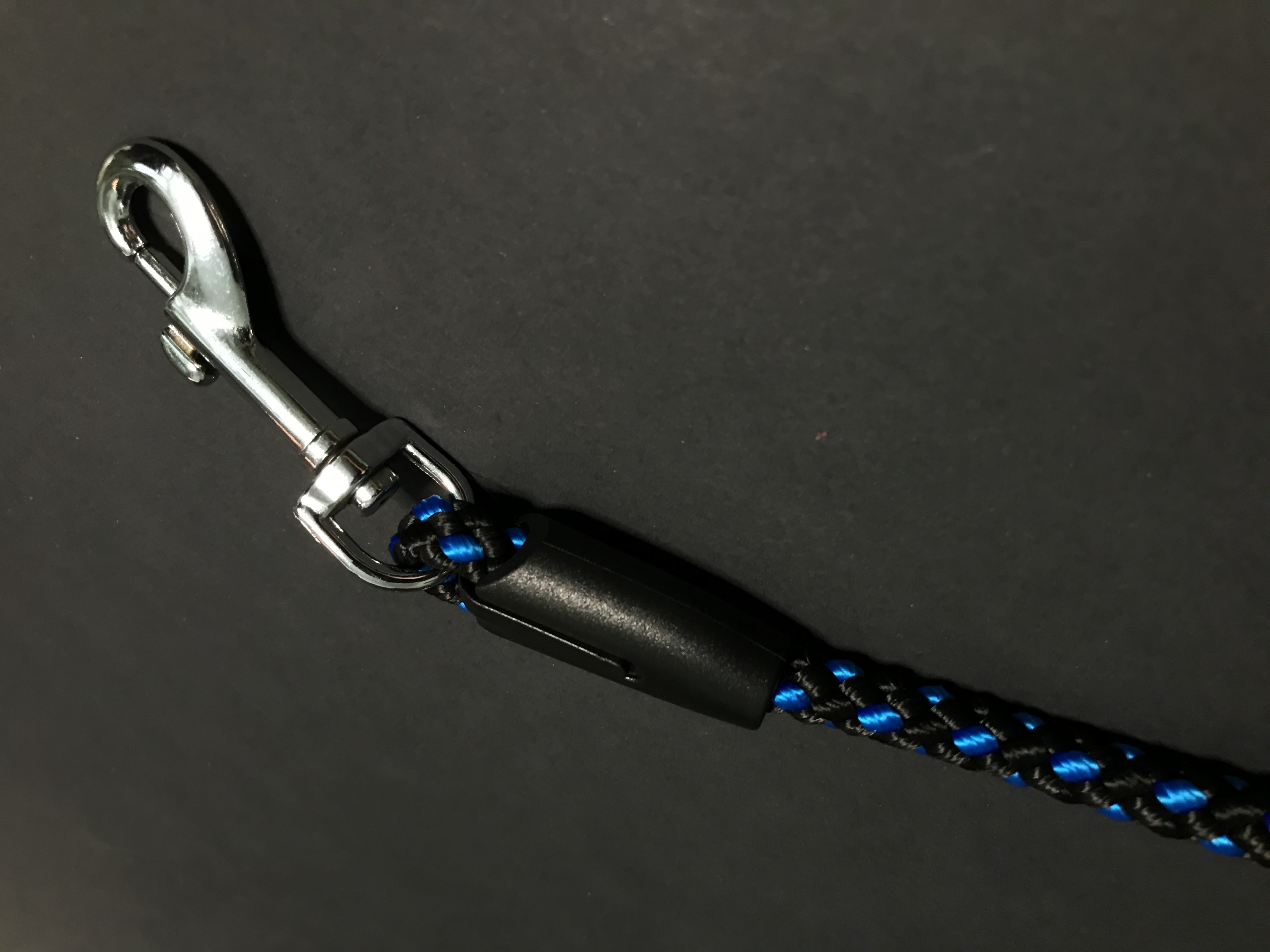 Palkar prepínacie vodítko pre psov 250 cm x 8 mm čierno-modrá