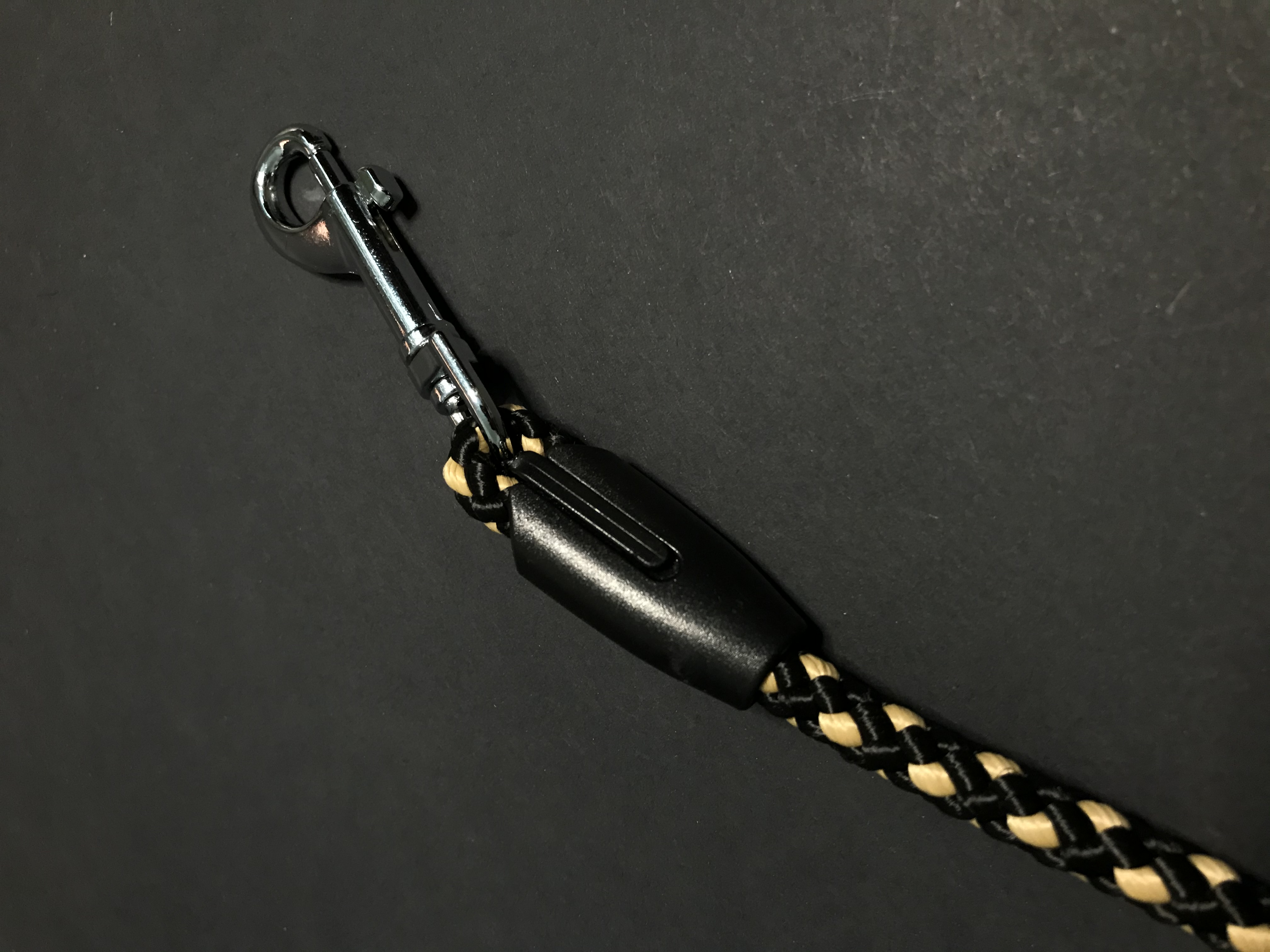 Palkar prepínacie vodítko pre psov 250 cm x 8 mm čierno-béžová