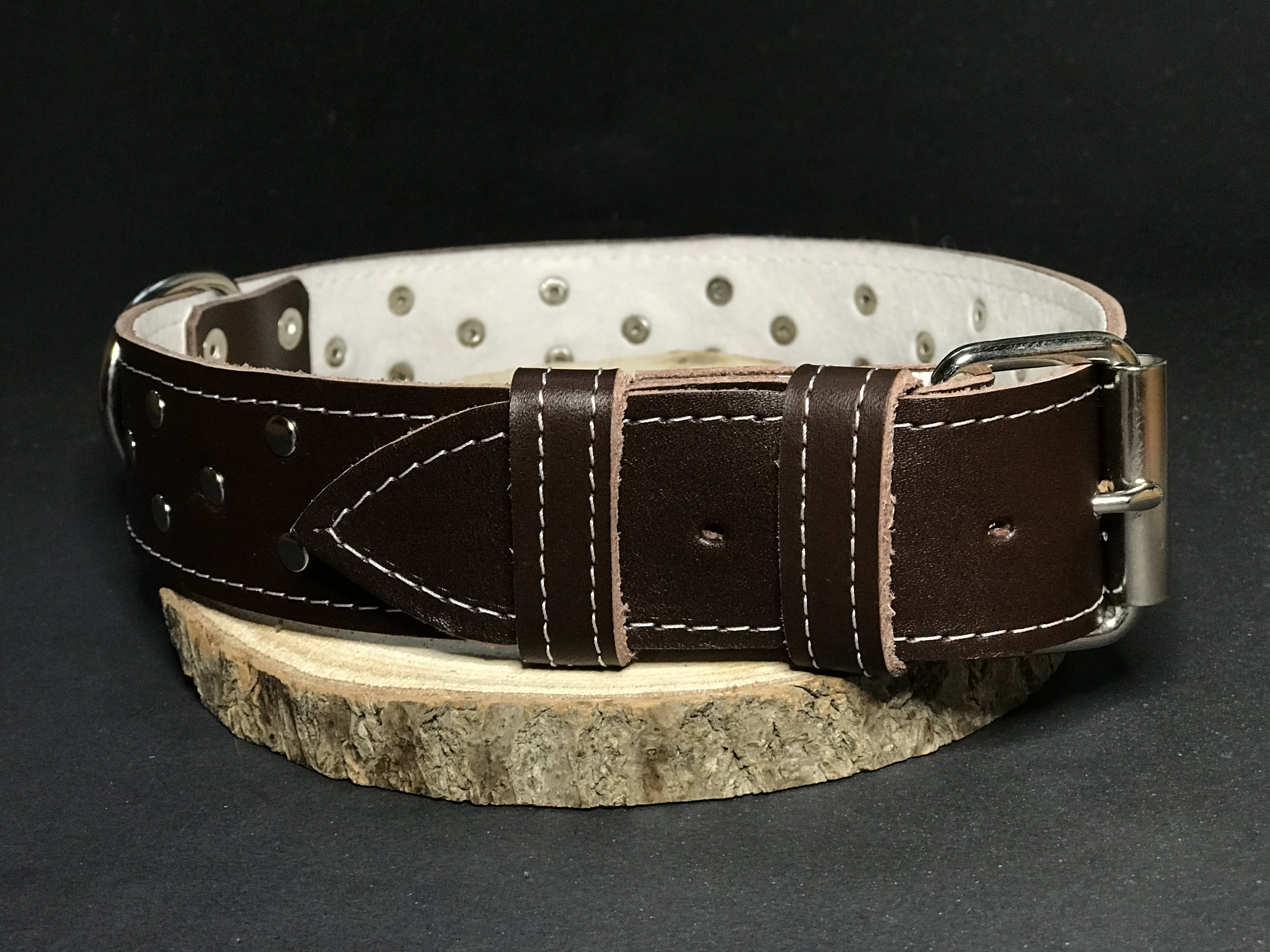 Palkar zdobený obojok z kože hladenice pre psov 75 cm x 40 mm hnedý