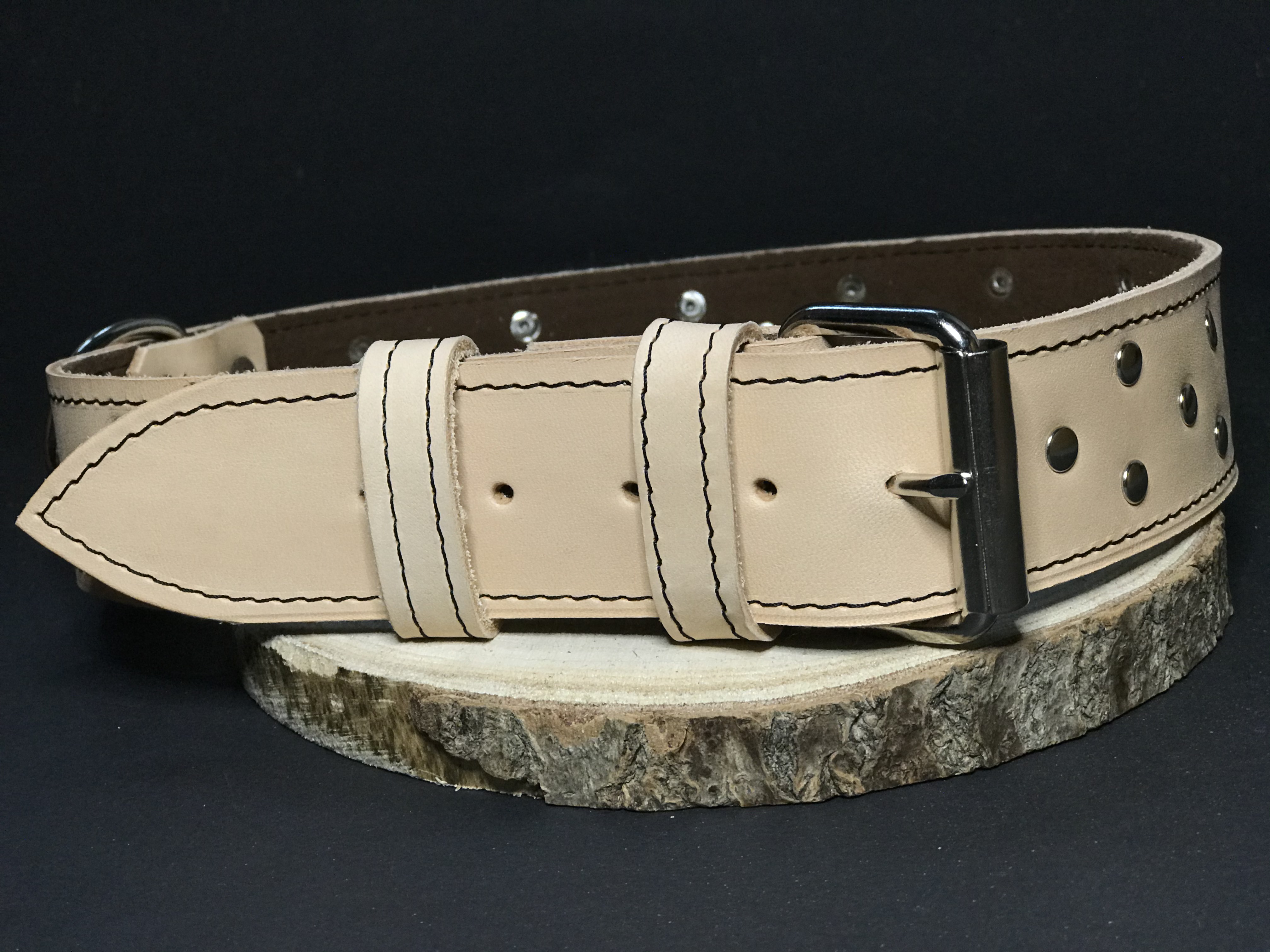 Palkar zdobený obojok z kože hladenice pre psov 80 cm x 40 mm prírodný