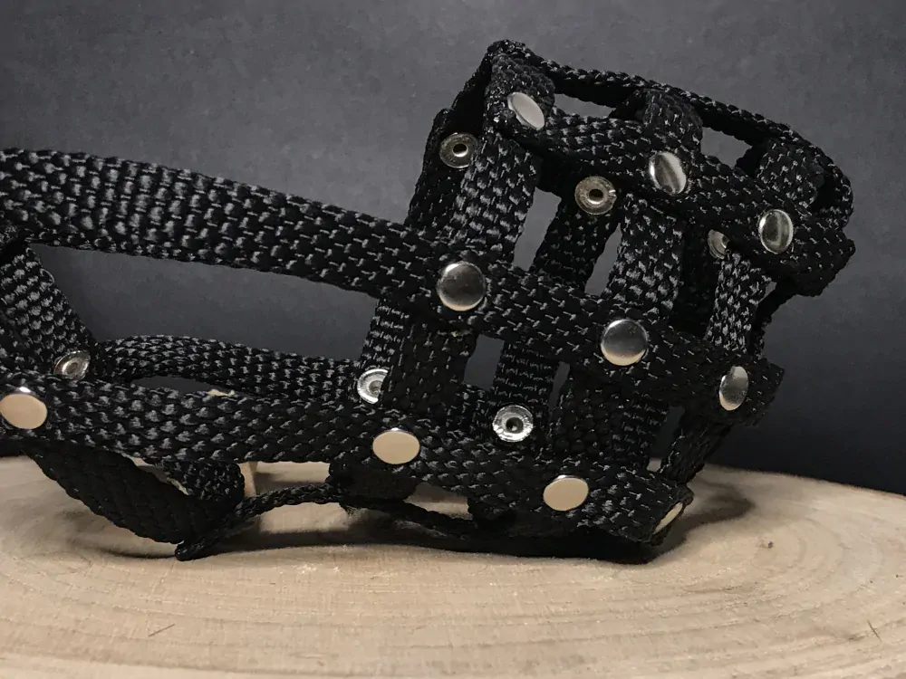 Palkar nylonový náhubok pre psov veľ. 1 18 cm x 6 cm čierna