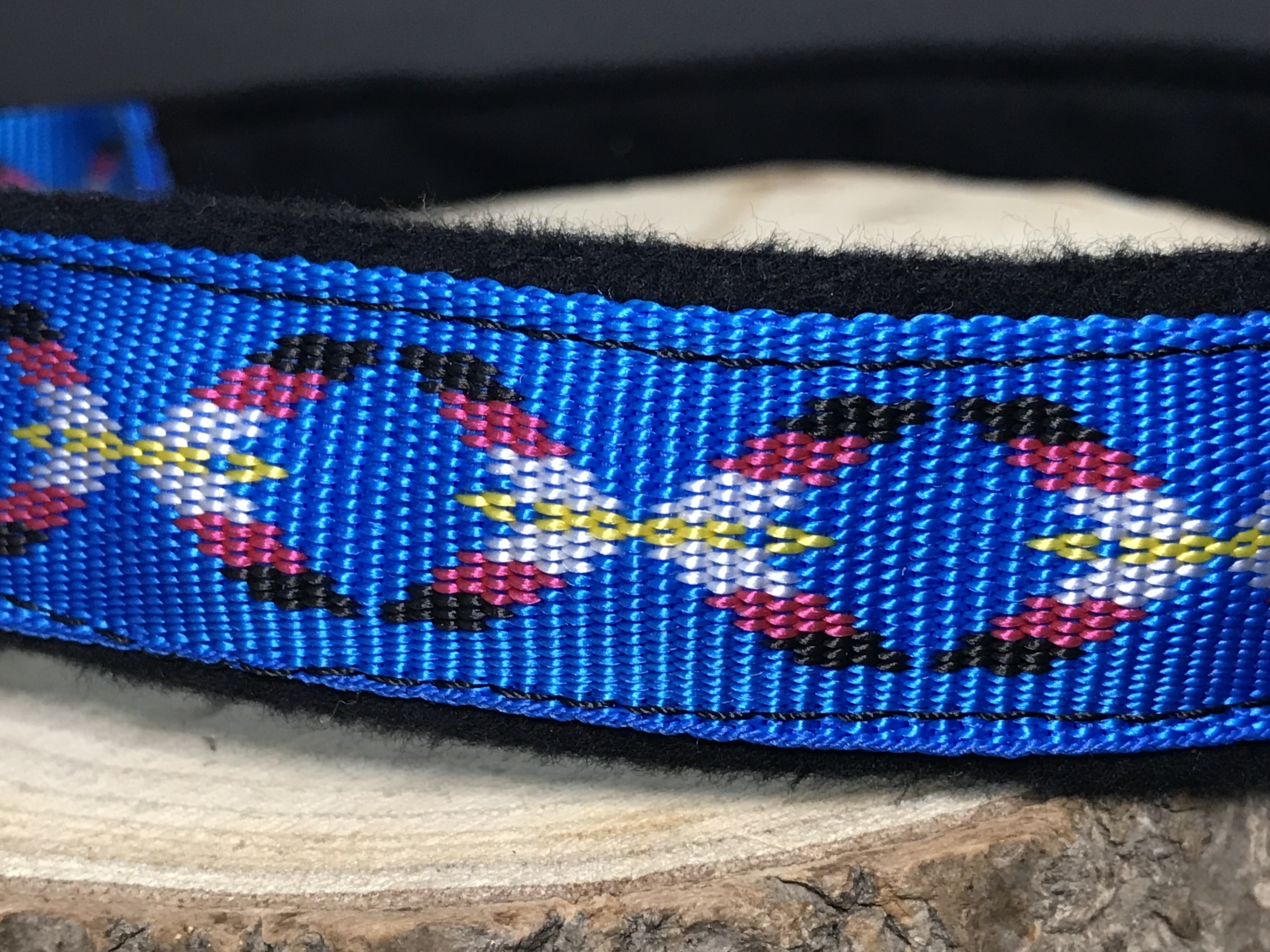 Palkar podšitý obojok z popruhu pre psov 65 cm x 25 mm modrá s indiánom