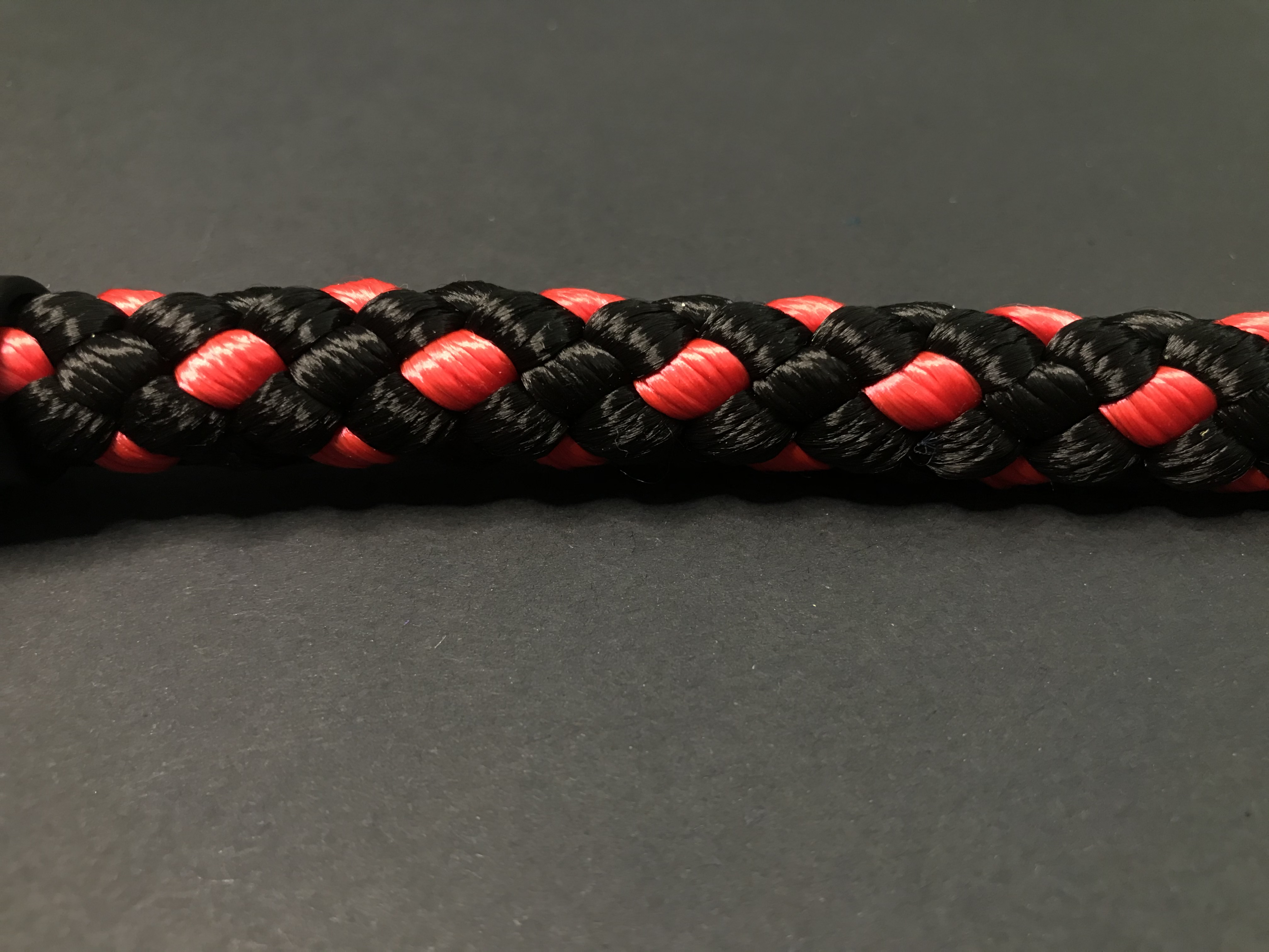 Palkar vodítko rozdvojka pre psov 50 cm x 14 mm čierno-červená