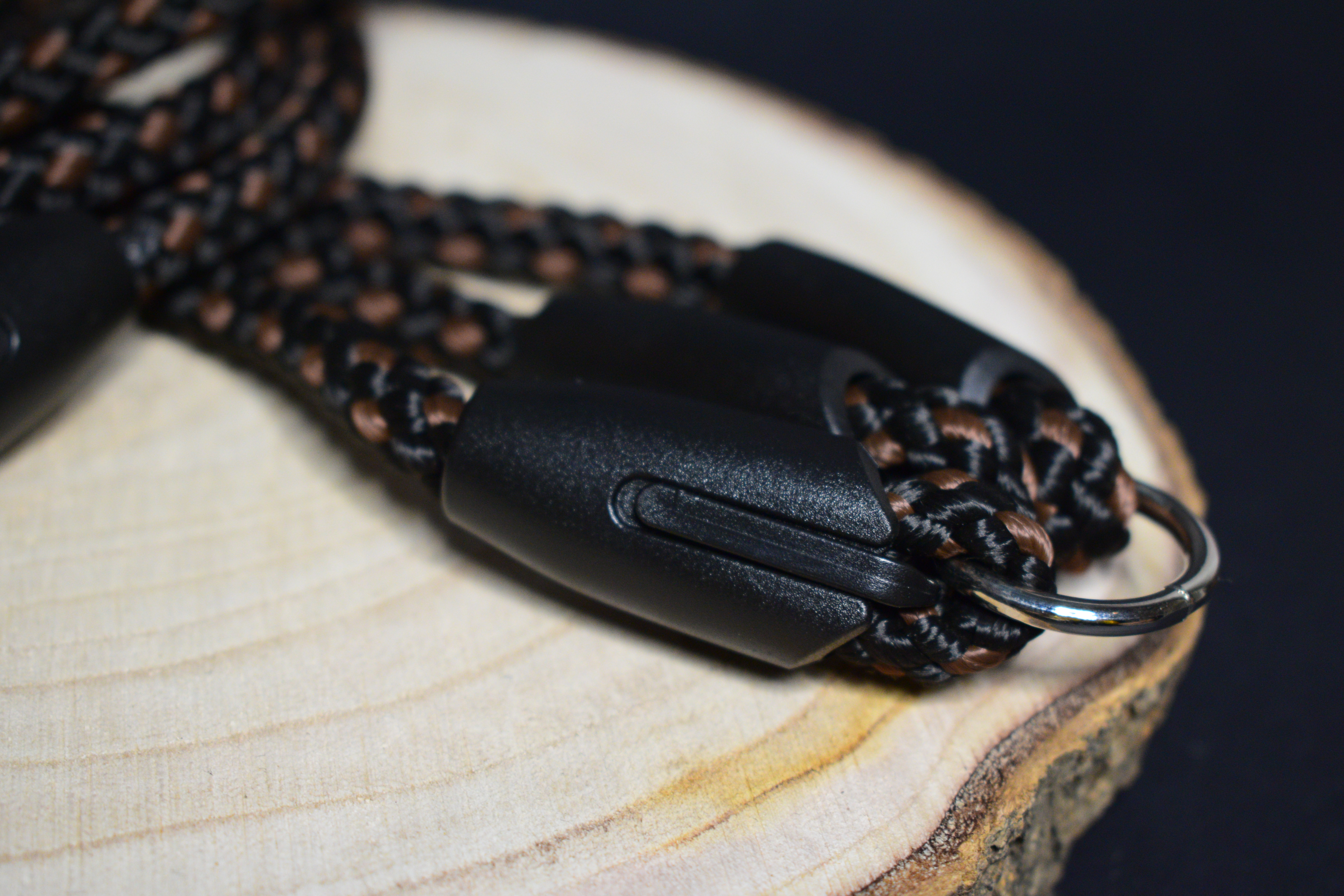 Palkar vodítko roztrojka pre psov 40 cm x 8 mm čierno-hnedá