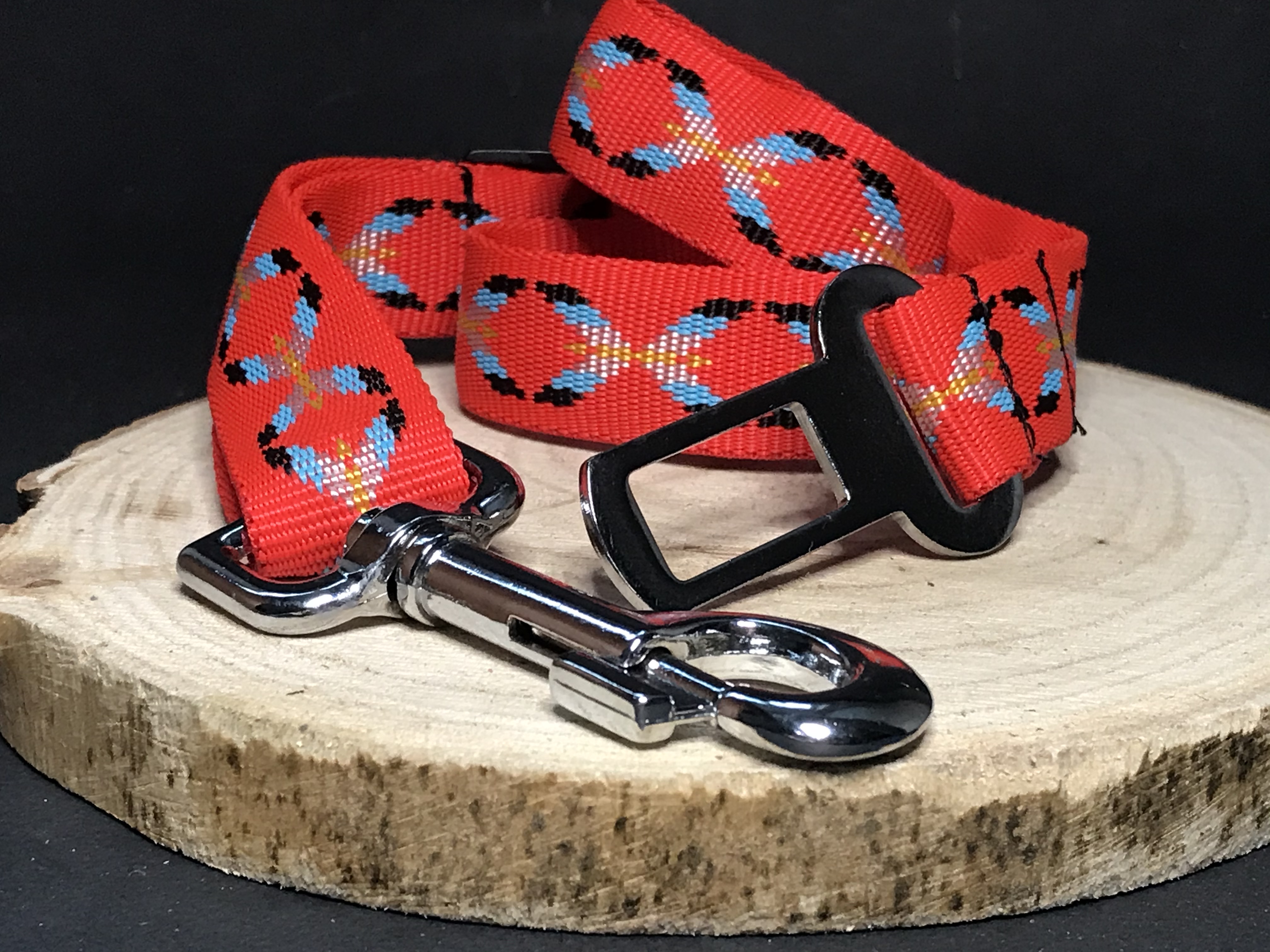 Palkar bezpečnostný pás do auta pre veľké psy 65 cm x 25 mm červená s idnianom