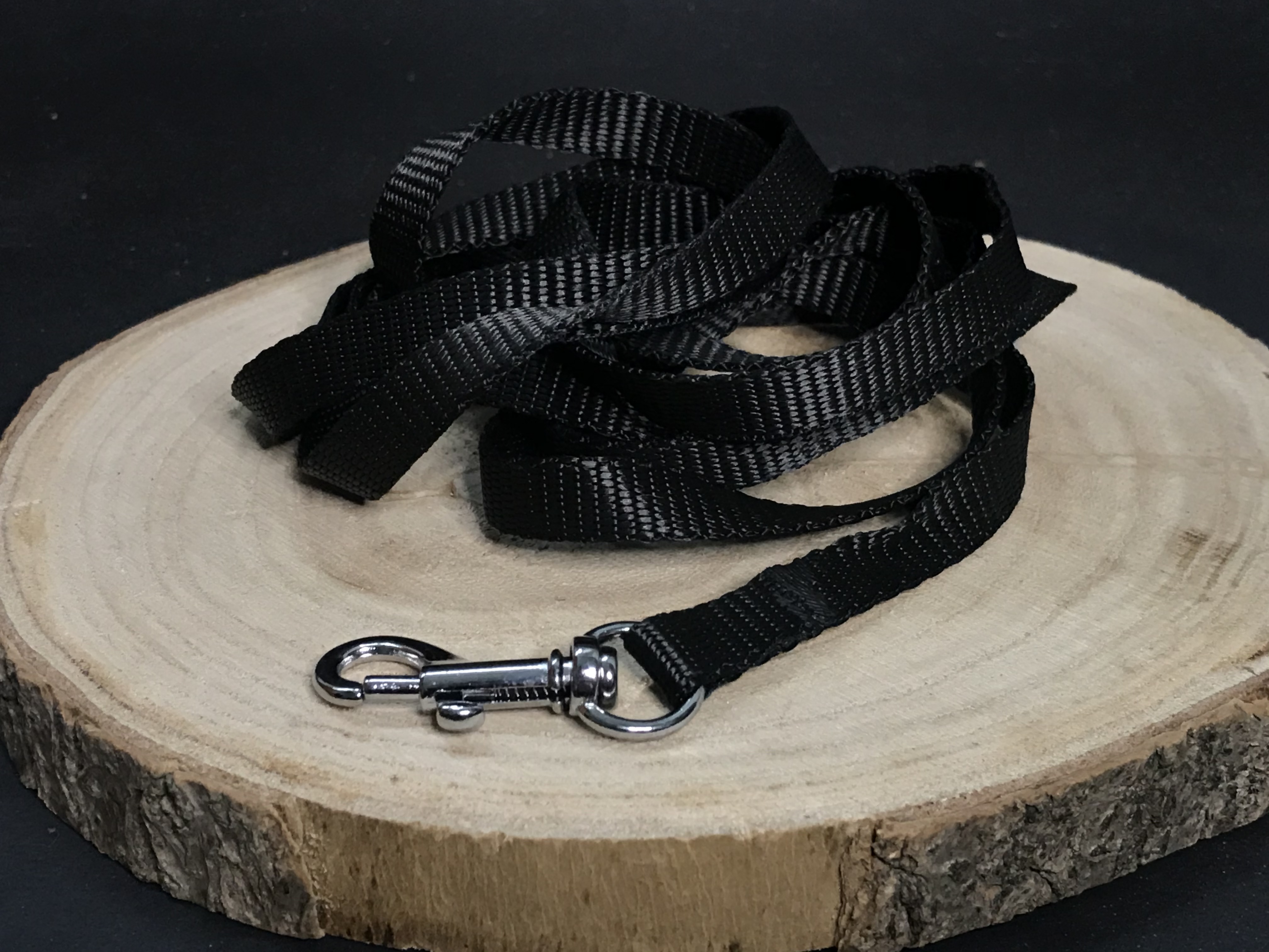 Palkar vodítko z popruhu pre psov 150 cm x 10 mm čierna