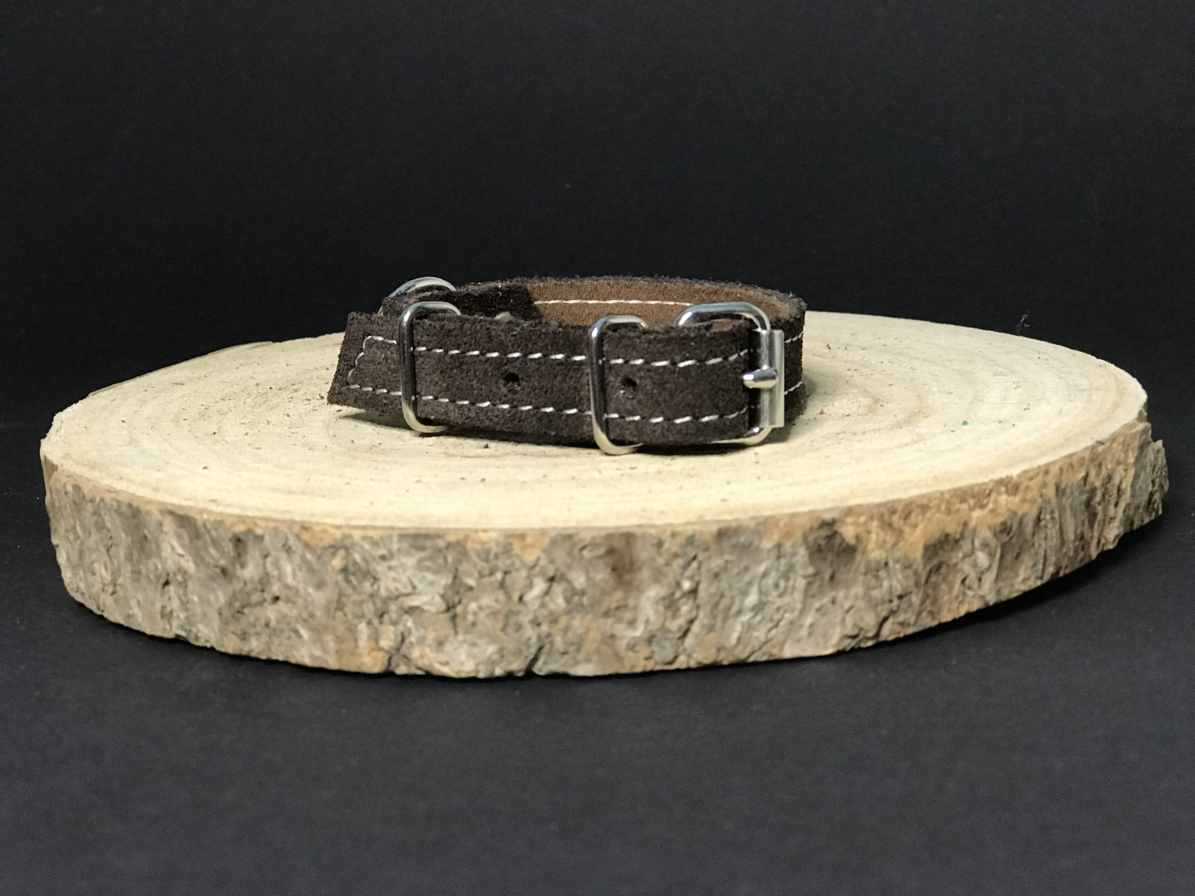 Palkar obojok z velúrovej kože pre psov 25 cm x 14 mm hnedá