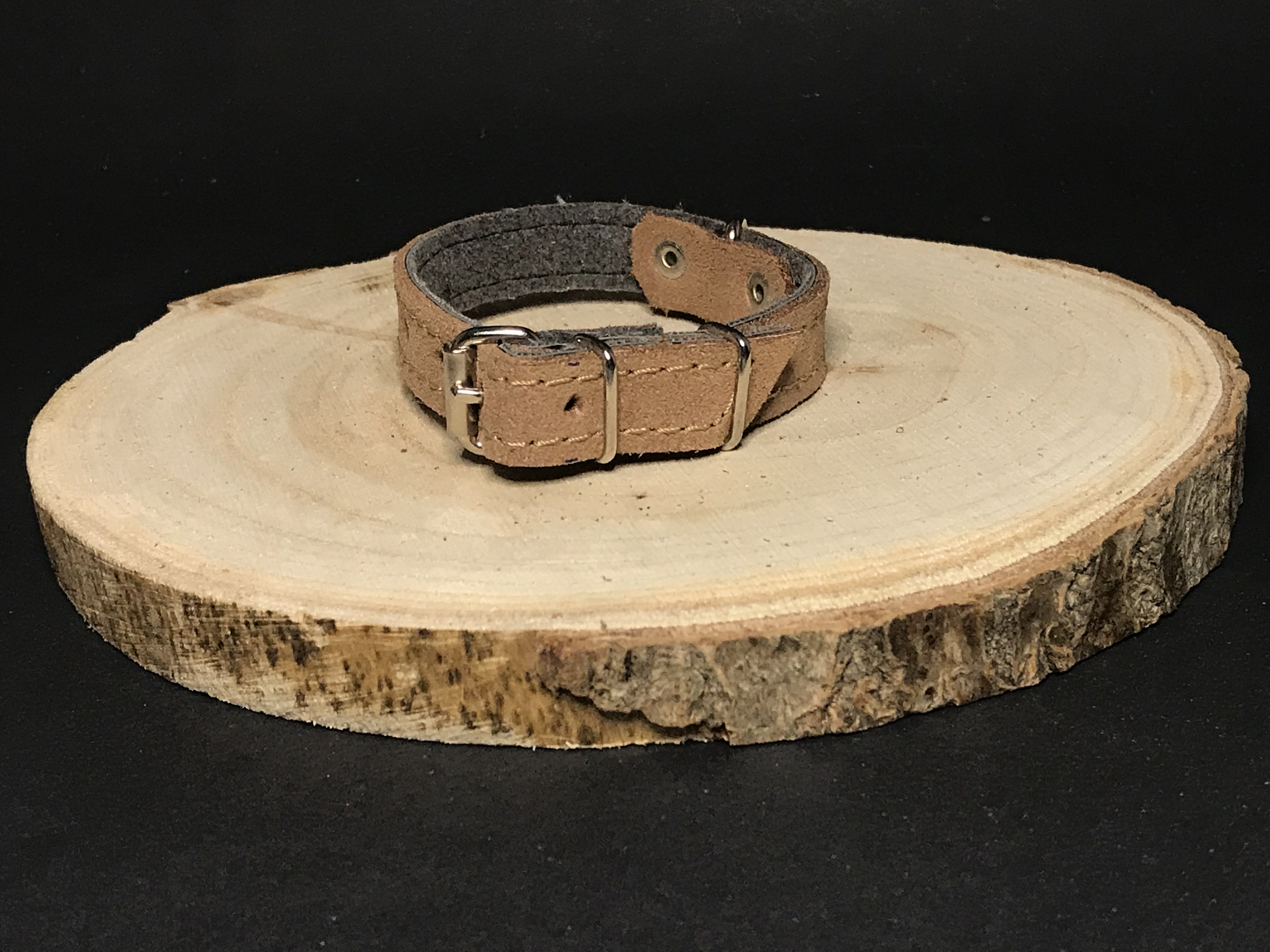 Palkar obojok z velúrovej kože pre psov 25 cm x 14 mm béžová