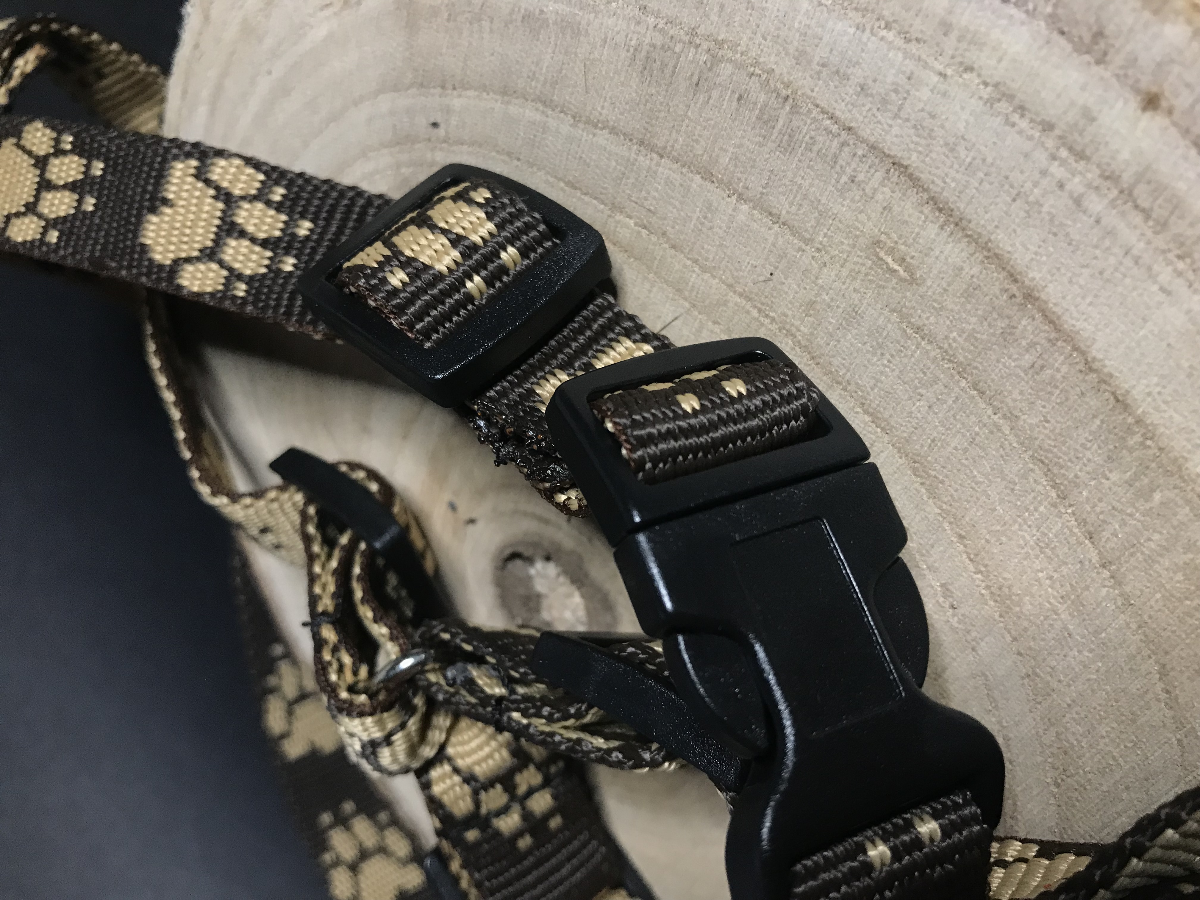 Palkar klasický postroj pre psov 36 cm - 60 cm veľ. 3 hnedá s labkami