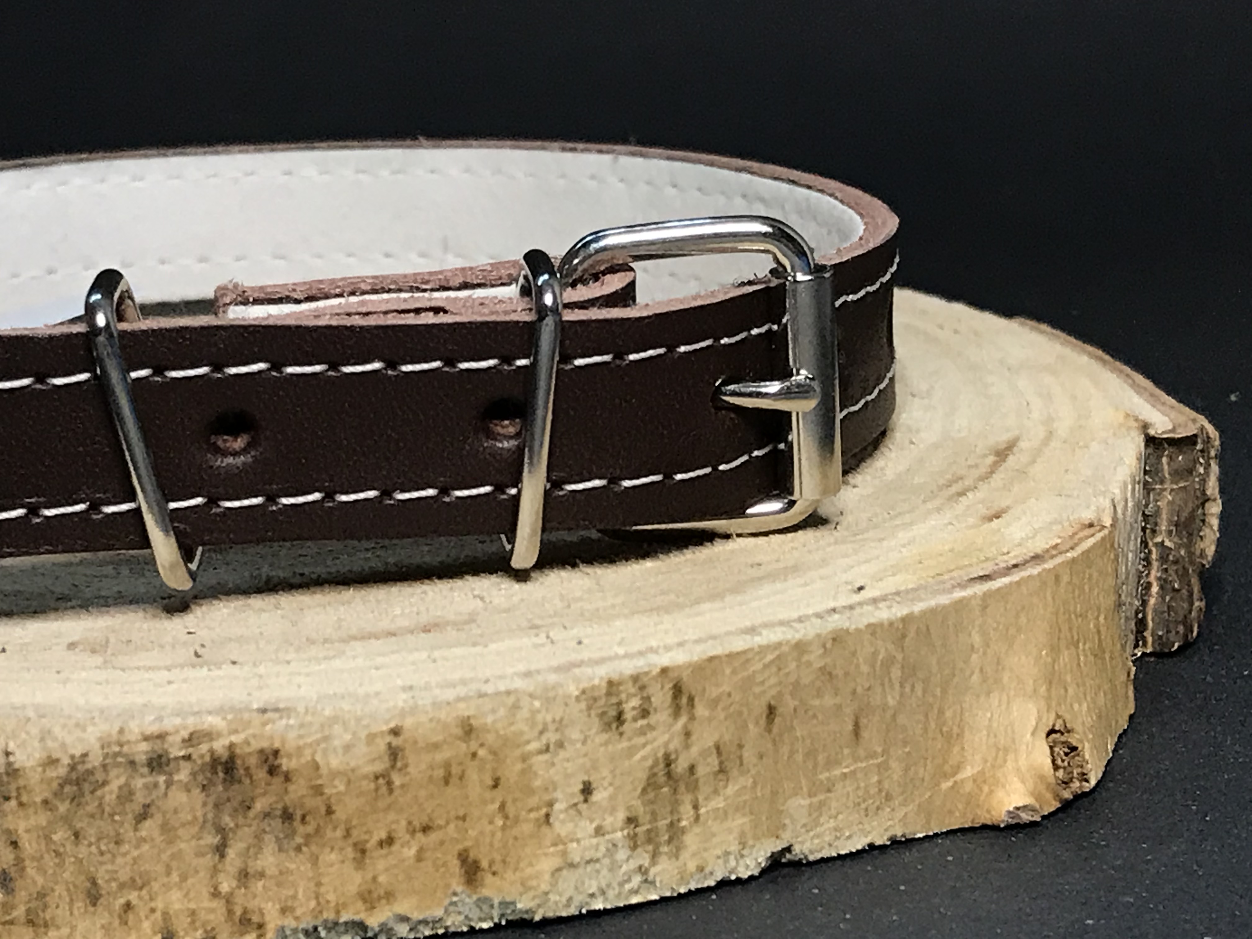 Palkar obojok z kože hladenice pre psov 45 cm x 18 mm hnedý