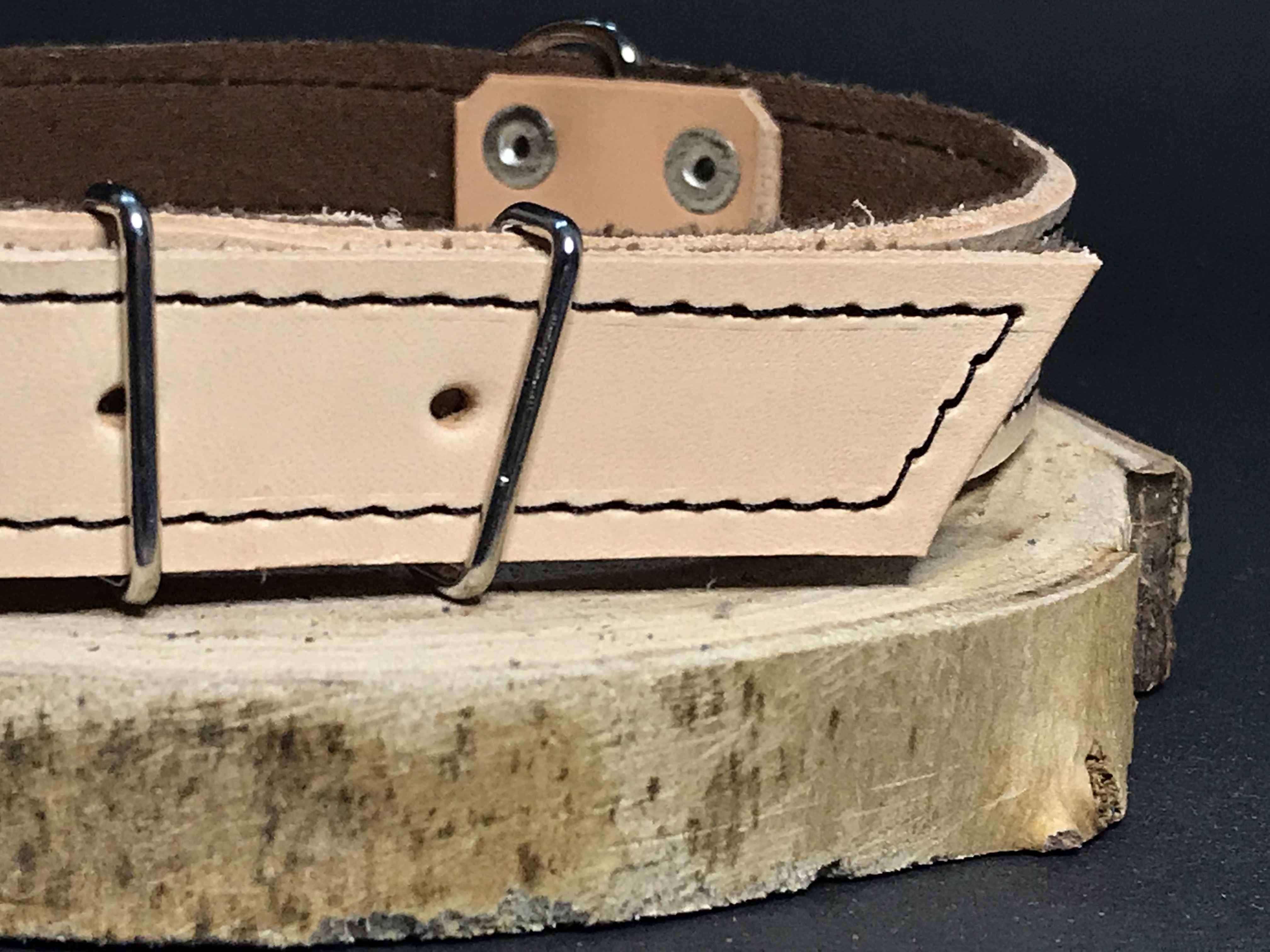 Palkar obojok z kože hladenice pre psov 55 cm x 22 mm prírodný