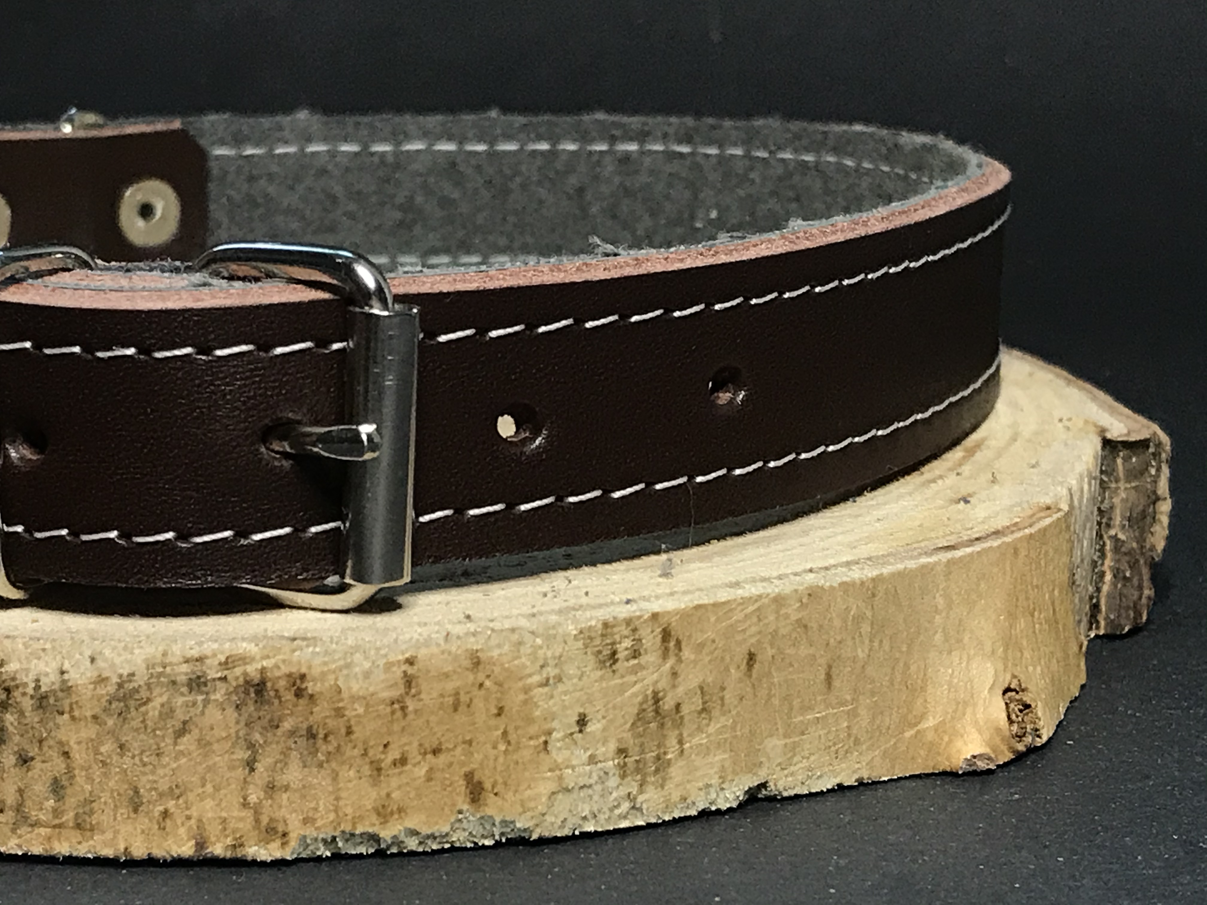 Palkar obojok z kože hladenice pre psov 55 cm x 22 mm hnedý