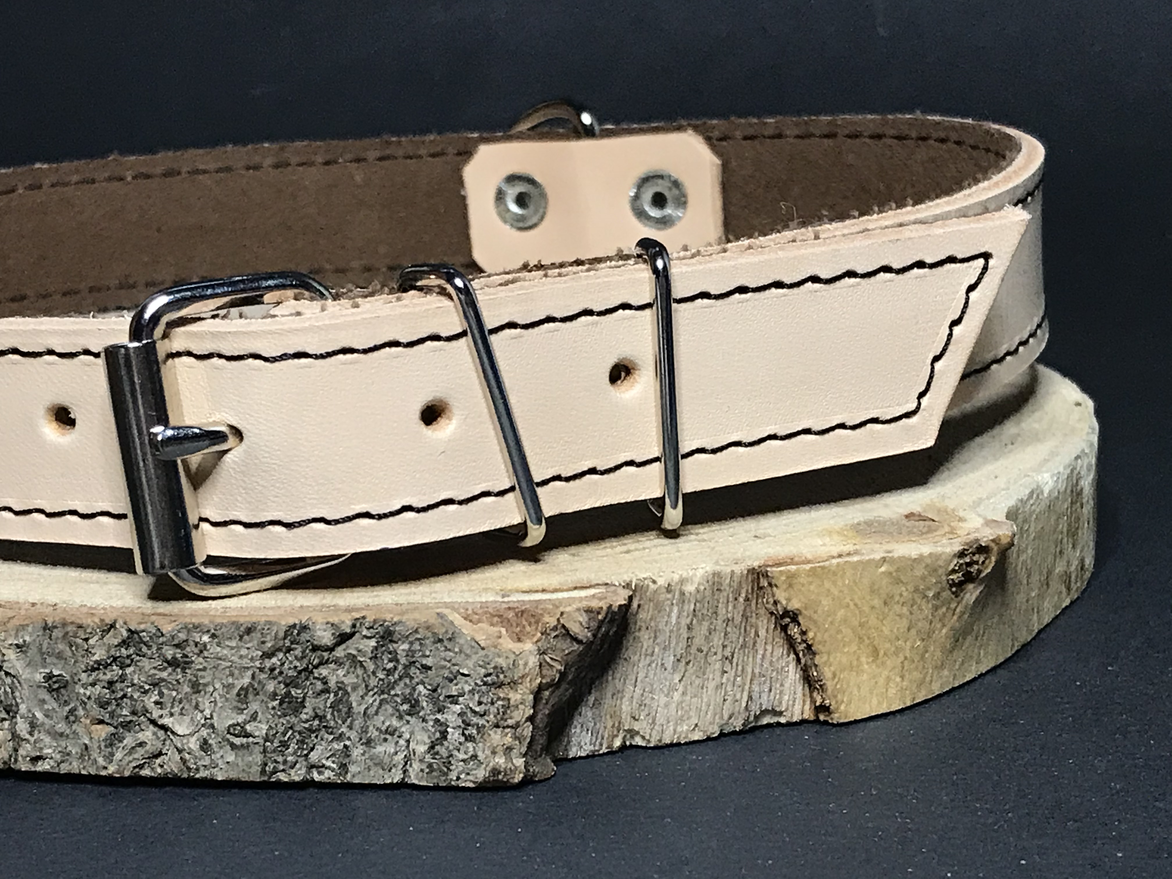 Palkar obojok z kože hladenice pre psov 60 cm x 24 mm prírodný