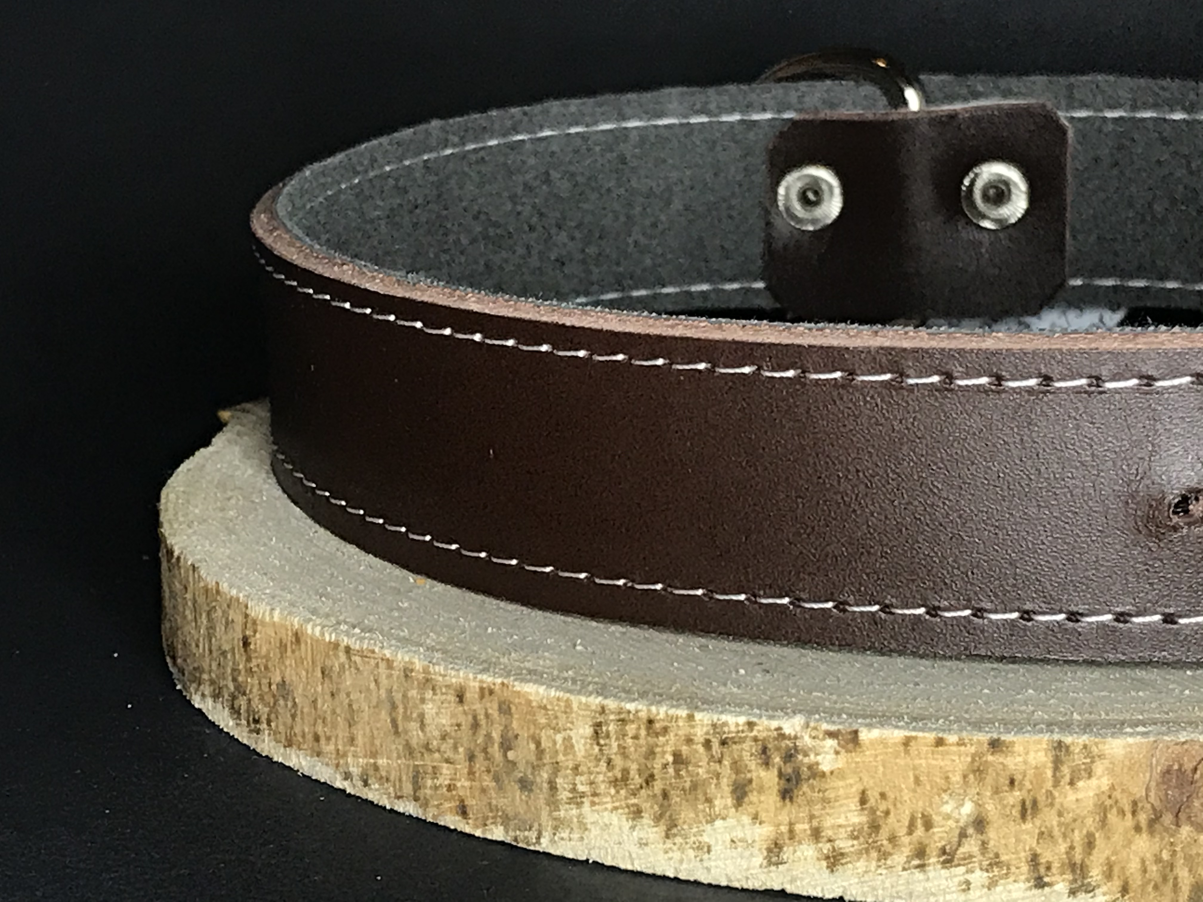 Palkar obojok z kože hladenice pre psov 65 cm x 30 mm hnedý