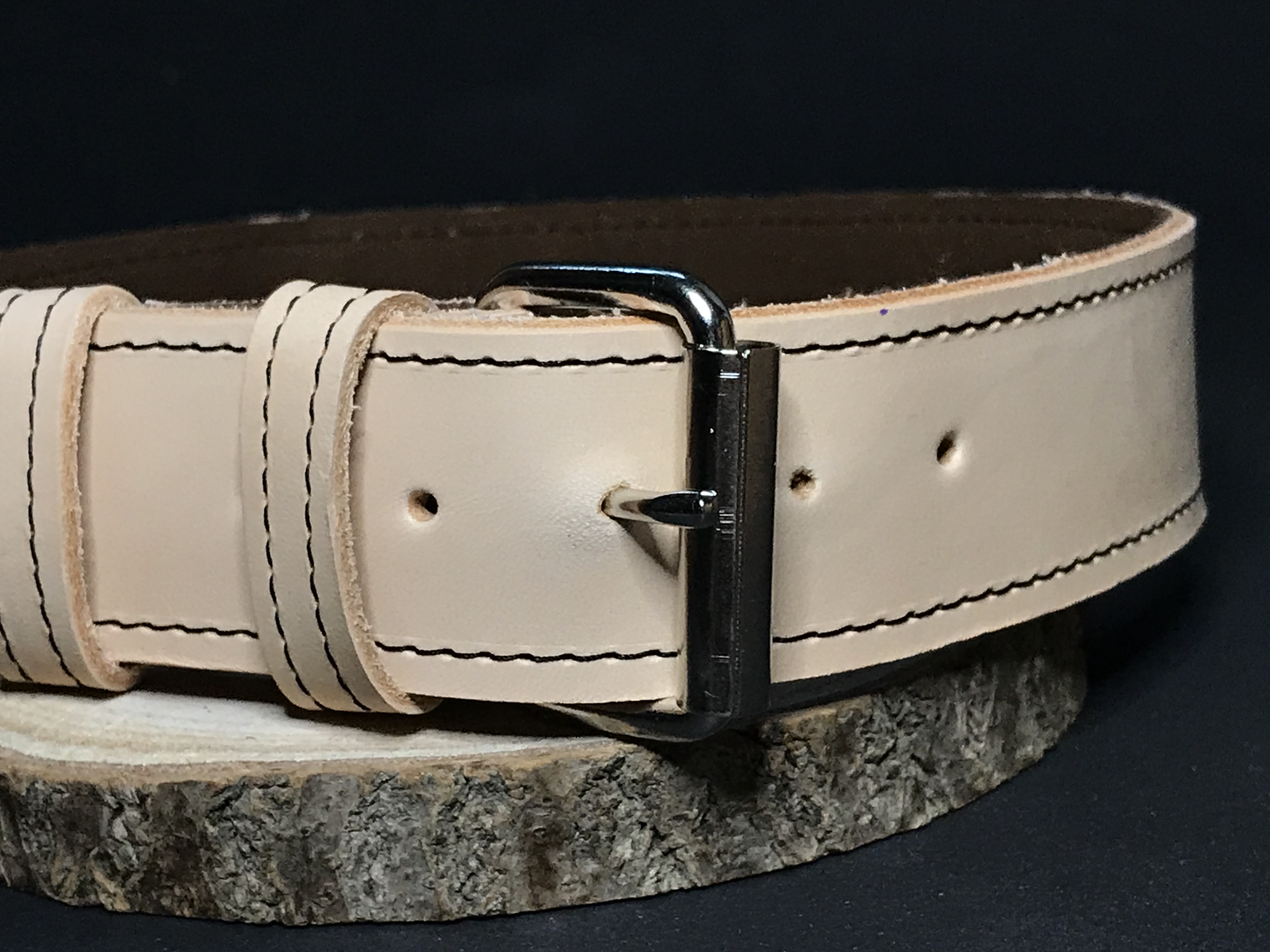 Palkar obojok z kože hladenice pre psov 75 cm x 40 mm prírodný