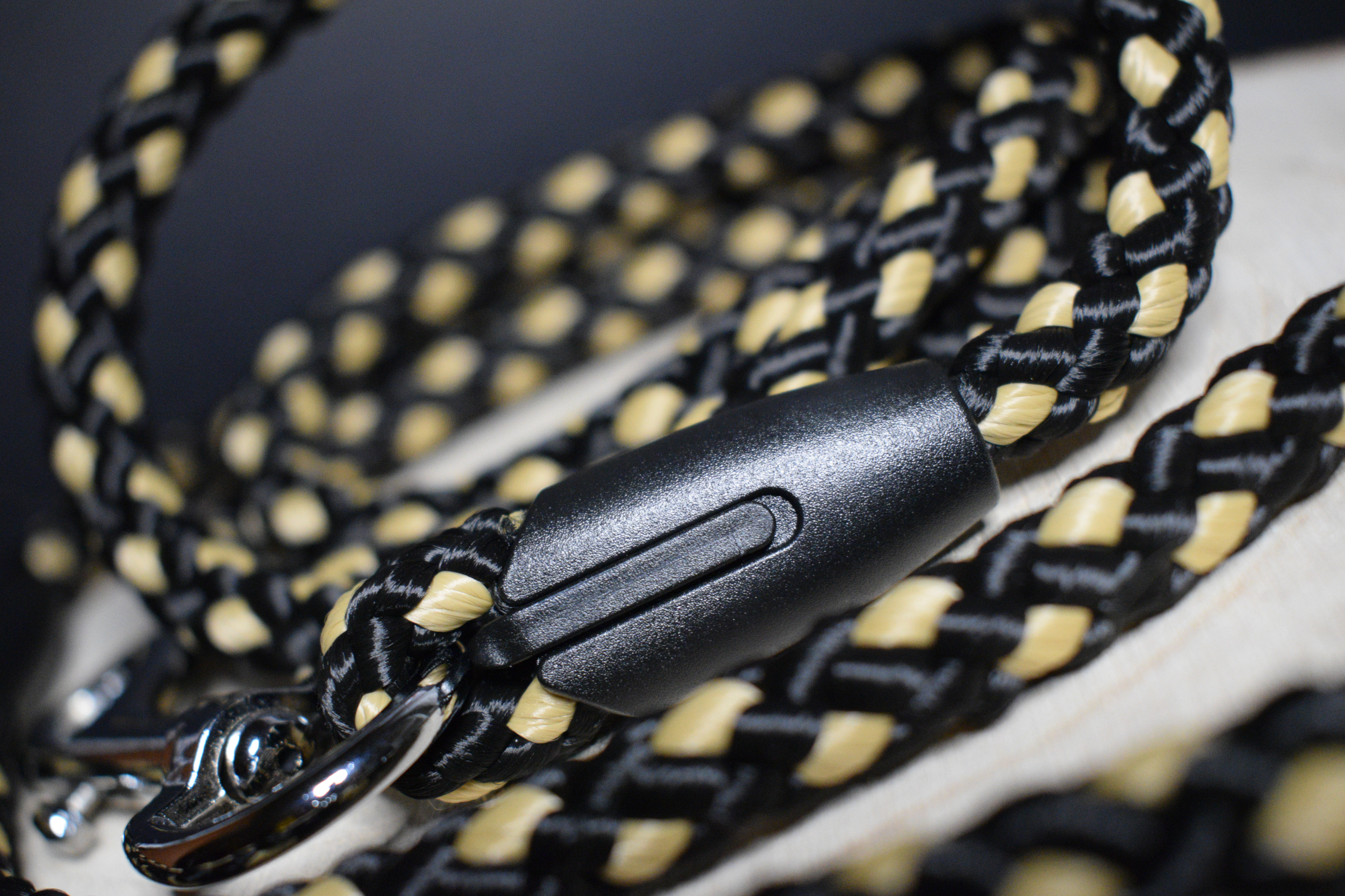 Palkar vodítko pre psov 150 cm x 10 mm čierno-béžová