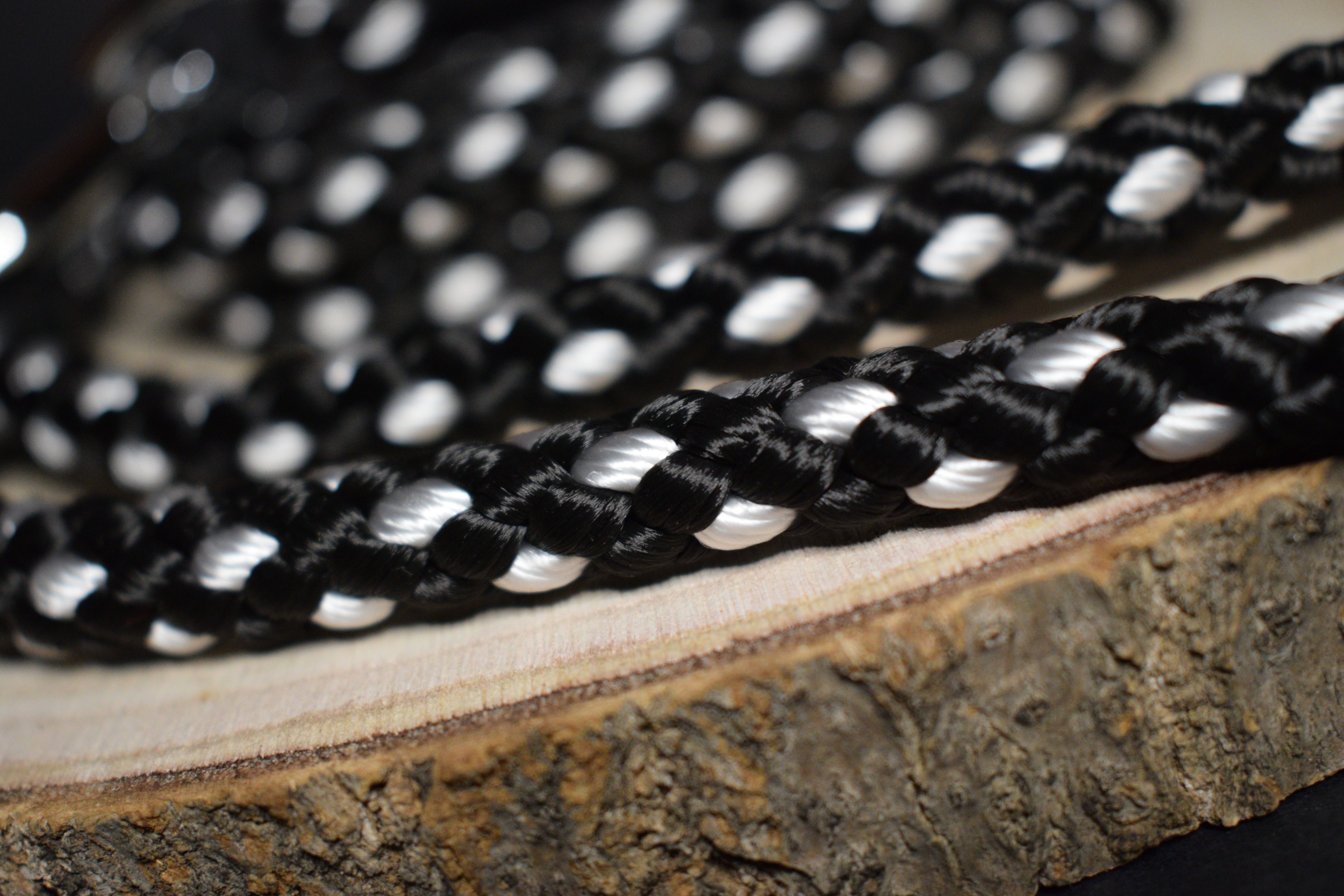 Palkar vodítko pre psov 150 cm x 10 mm čierno-biela