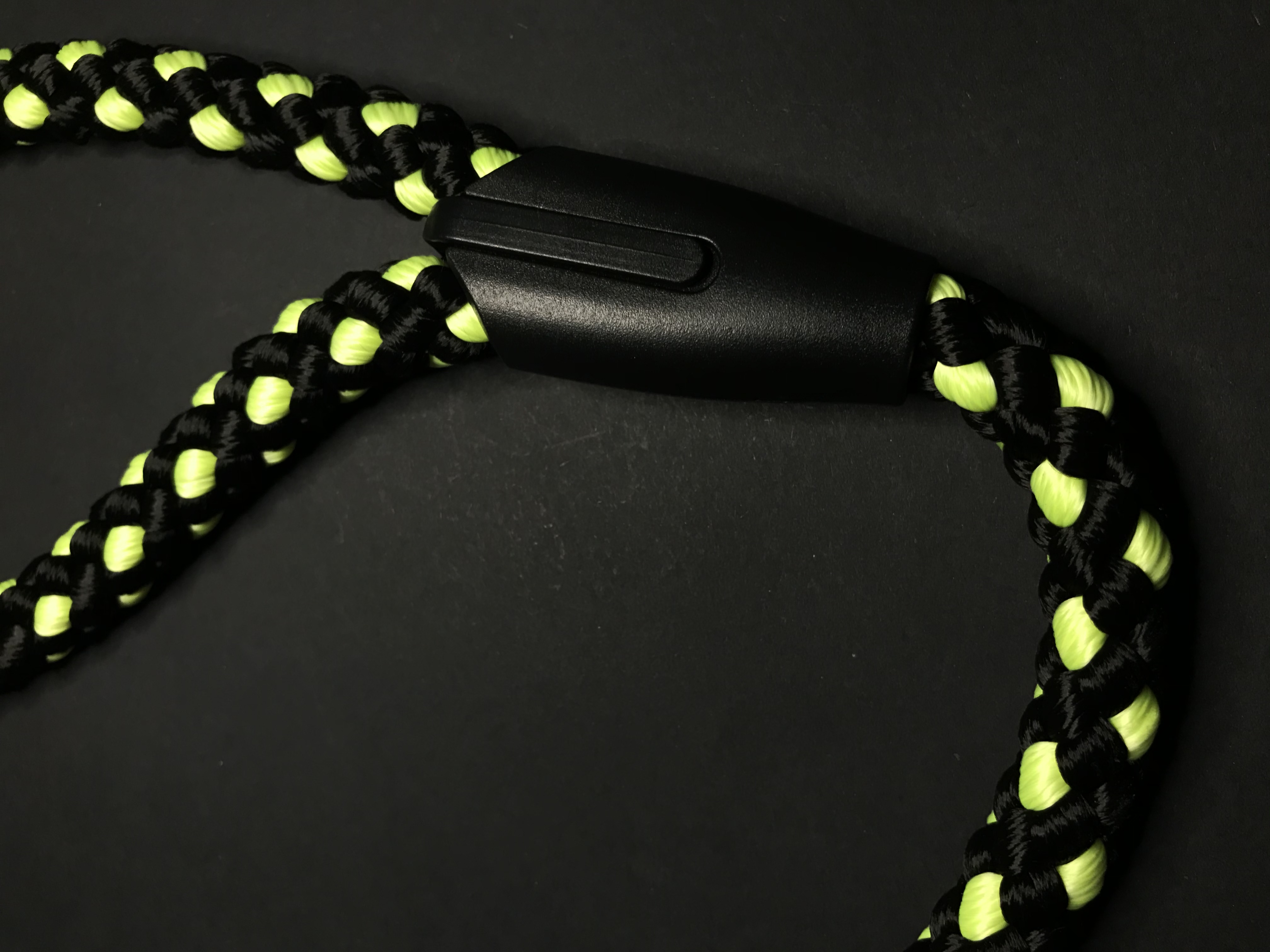 Palkar vodítko ucho pre psov 55 cm x 14 mm čierno-fosforová