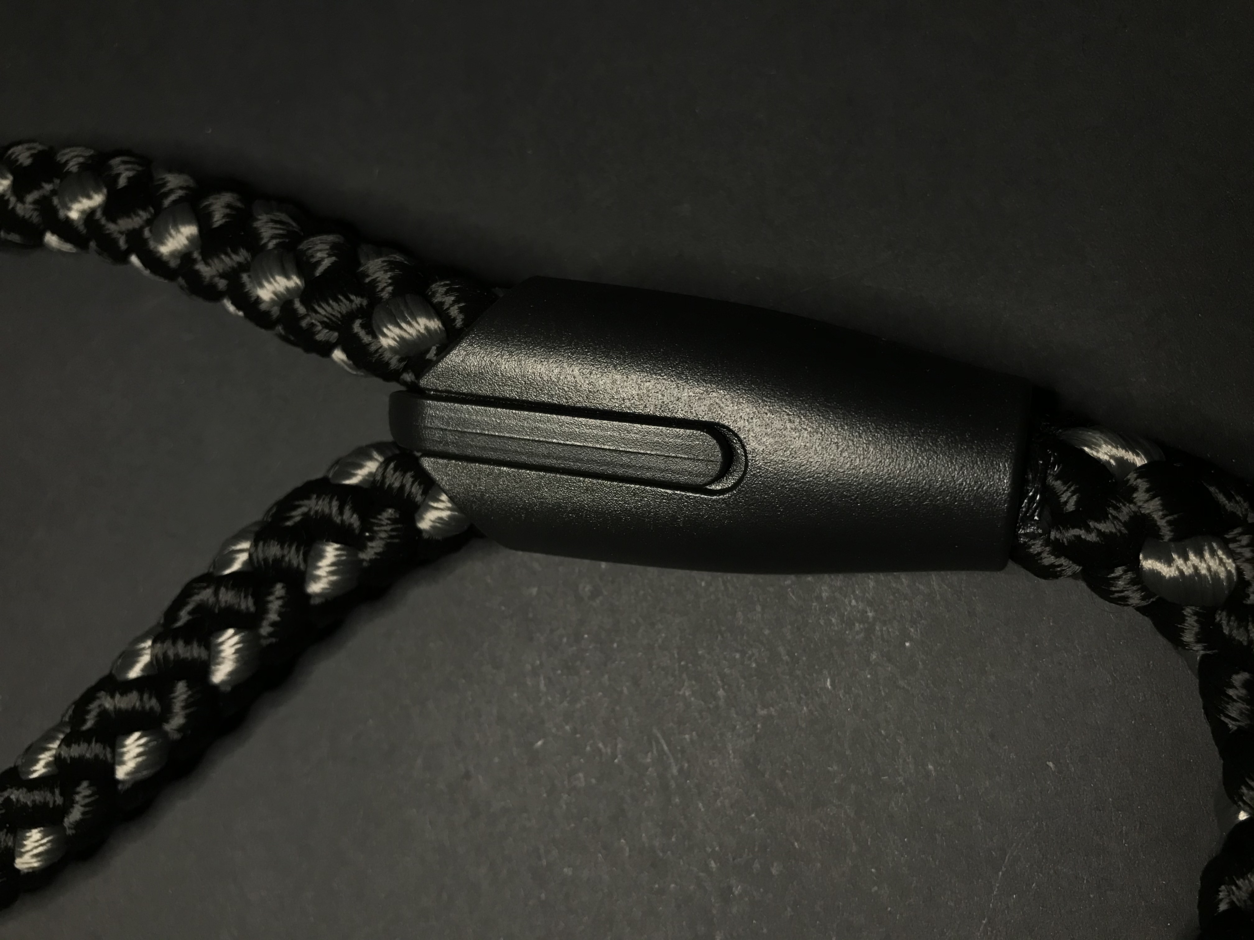 Palkar vodítko ucho pre psov 55 cm x 14 mm čierno-šedá