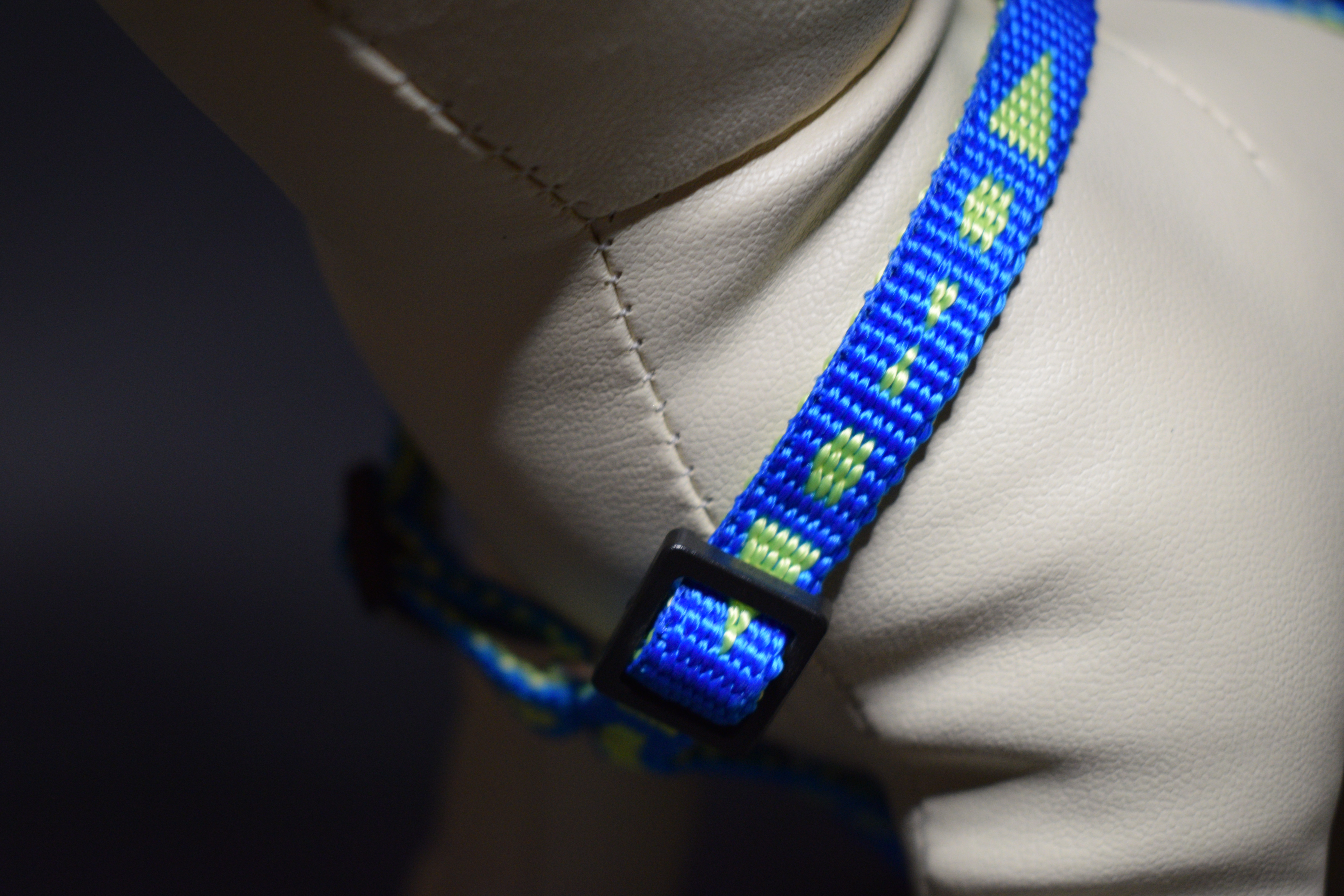 Palkar klasický postroj pre psov 22 cm - 40 cm veľ. 1 modro-zelená s šípkami