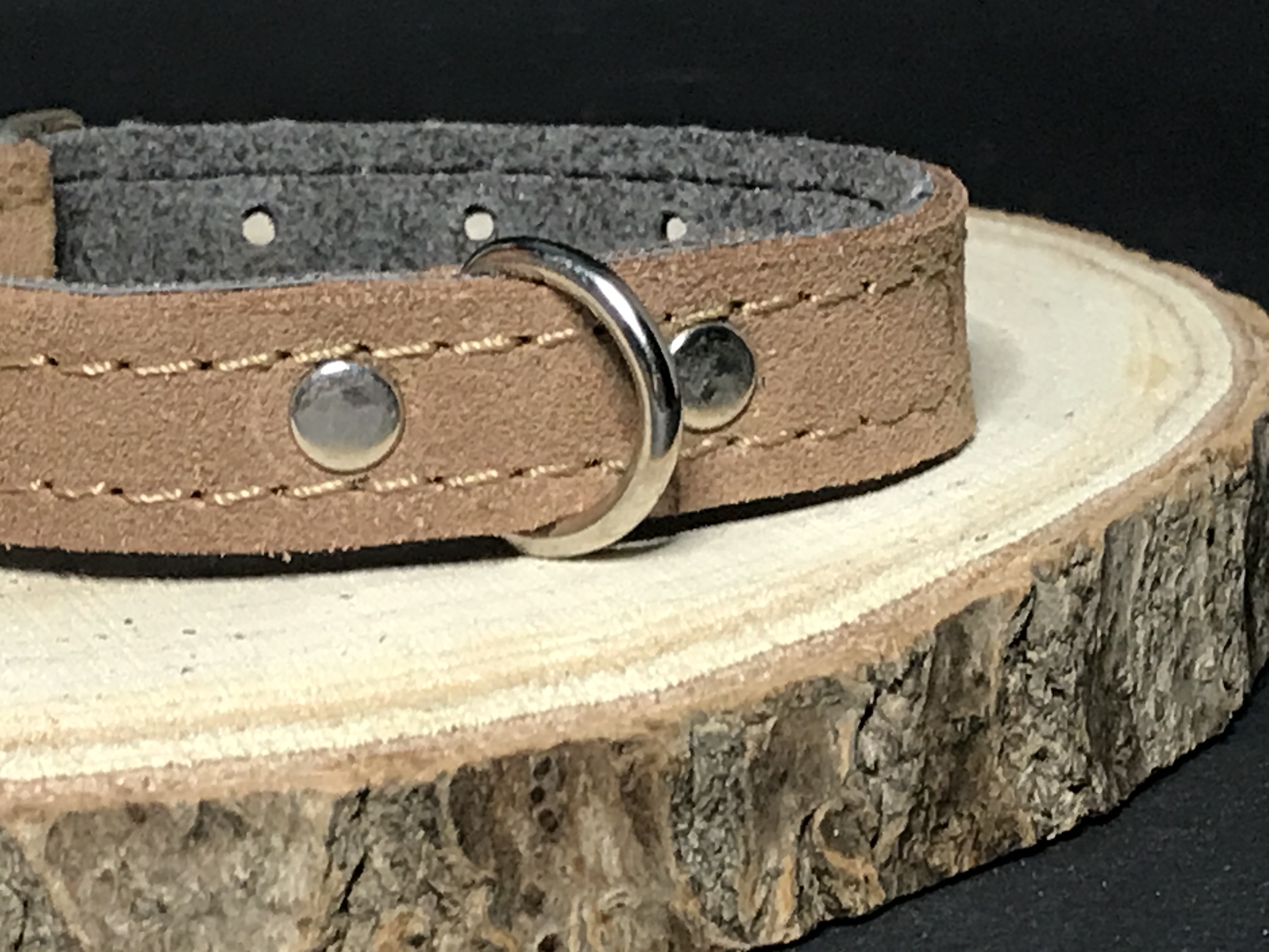 Palkar obojok z velúrovej kože pre psov 25 cm x 14 mm béžová