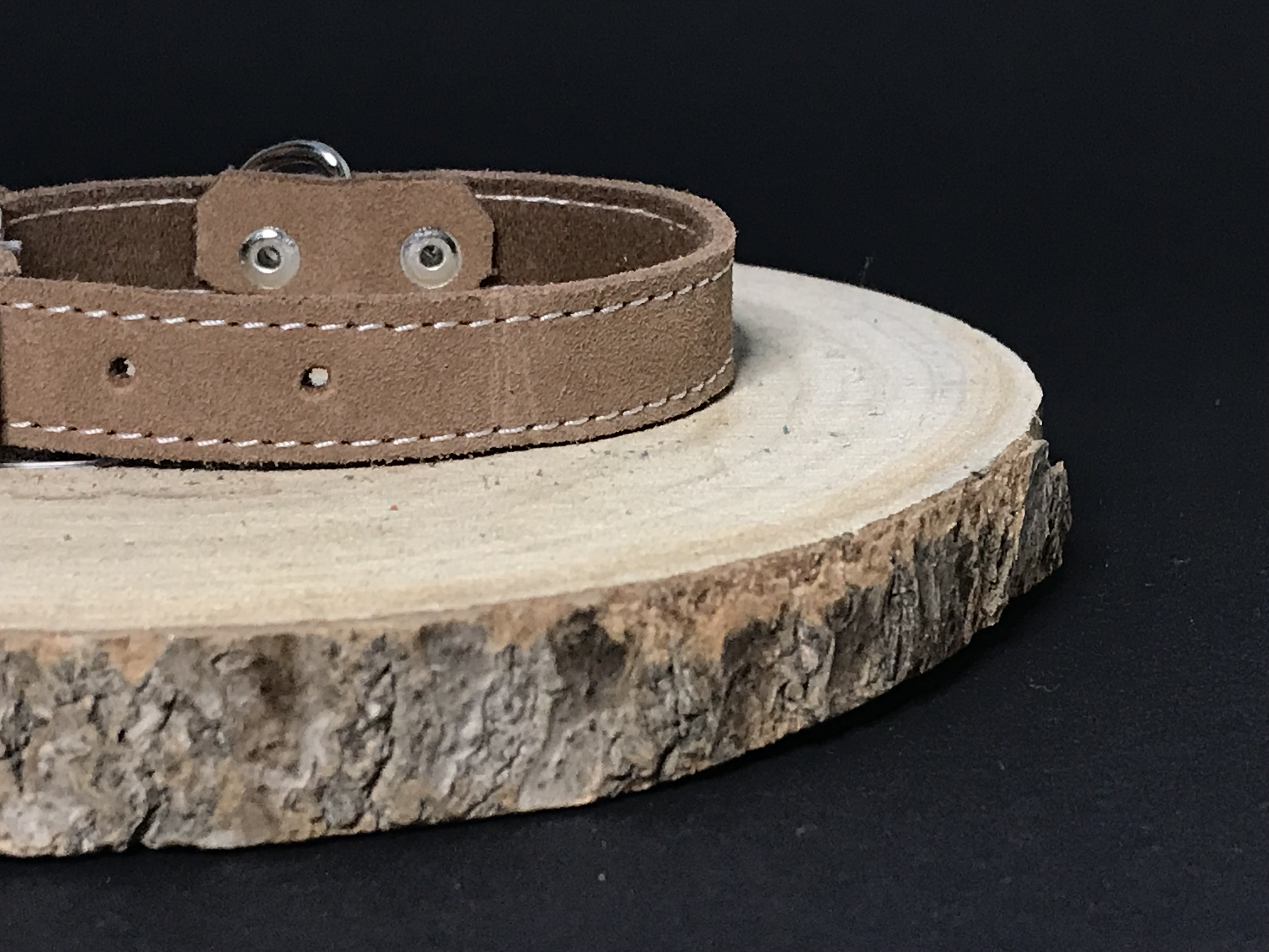 Palkar obojok z velúrovej kože pre psov 30 cm x 16 mm béžová