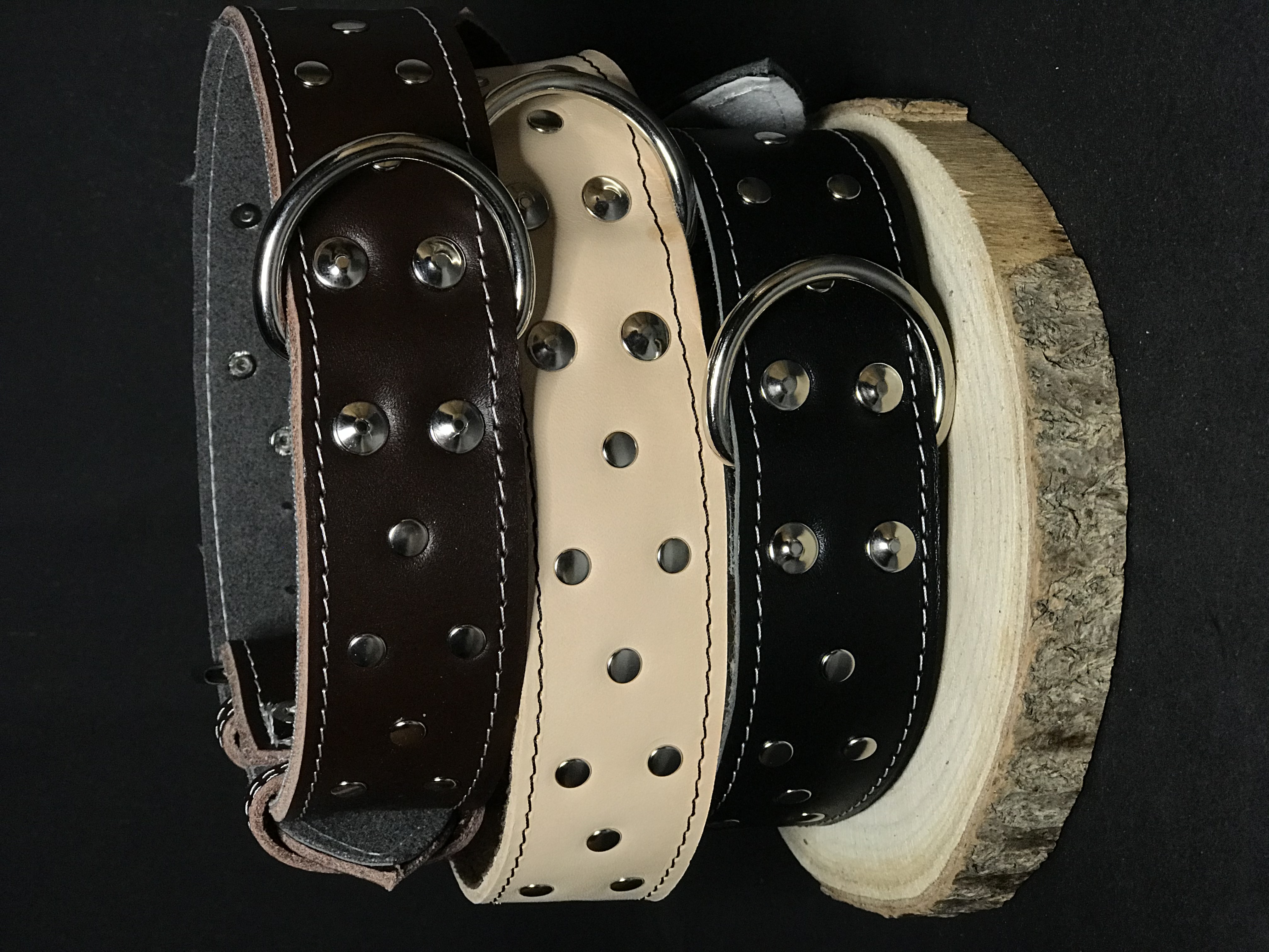 Palkar zdobený obojok z kože hladenice pre psov 65 cm x 40 mm hnedý