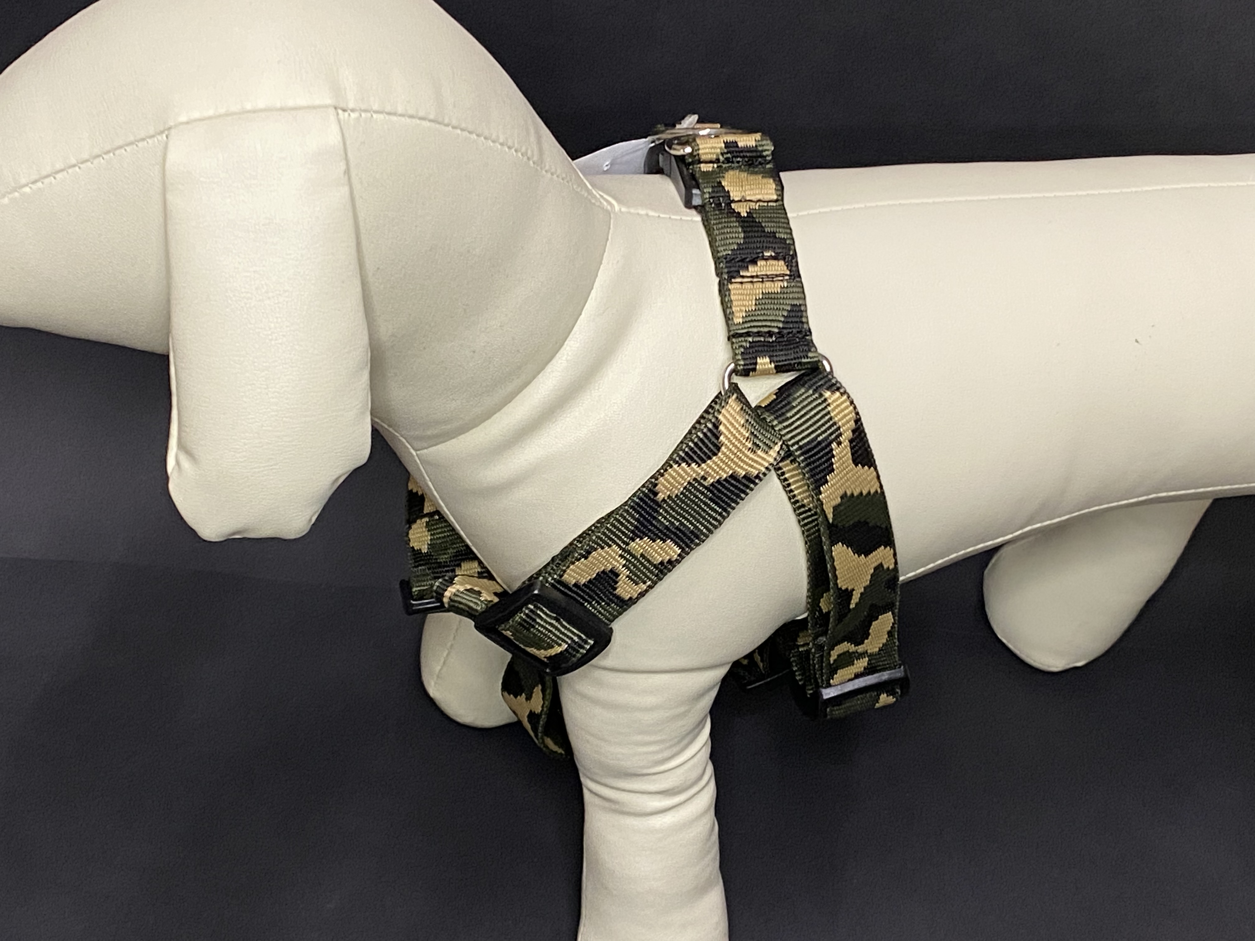 Palkar motýlik postroj pre psov 48 cm - 72 cm veľ. 4 maskáčová