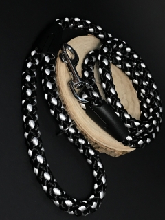 Palkar vodítko pre psov 150 cm x 14 mm čierno-biela