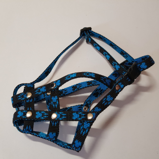 Palkar nylonový náhubok pre Mopse veľ. 1 čierno-modrá