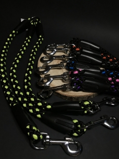 Palkar vodítko roztrojka pre psov 50 cm x 14 mm čierno-fosforová