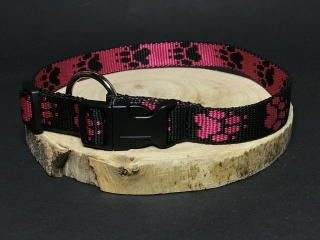 Palkar obojok z popruhu pre psov 65 cm x 25 mm čierno-ružová s labkami
