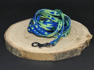 Palkar vodítko z popruhu pre psov 150 cm x 10 mm modro-žltá s šípkami