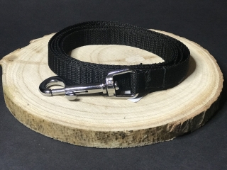 Palkar vodítko z popruhu pre psov 150 cm x 16 mm čierna