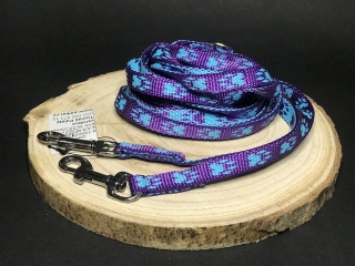 Palkar vodítko prepínacie z popruhu pre psov 250 cm x 10 mm fialovo-modrá s labkami