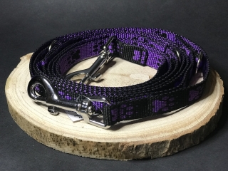 Palkar vodítko prepínacie z popruhu pre psov 250 cm x 16 mm čierno-fialová s labkami