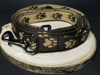 Palkar vodítko prepínacie z popruhu pre psov 250 cm x 25 mm hnedá s labkami